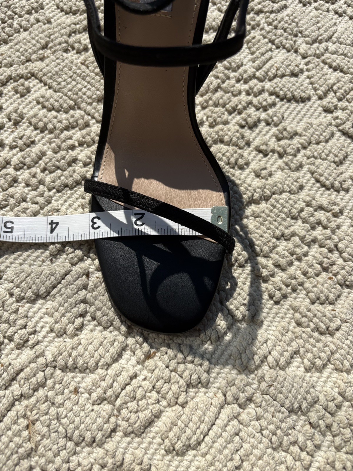 Steve Madden Black Strappy Stiletto Heels Womens Size 8 Modern Evening Sandals