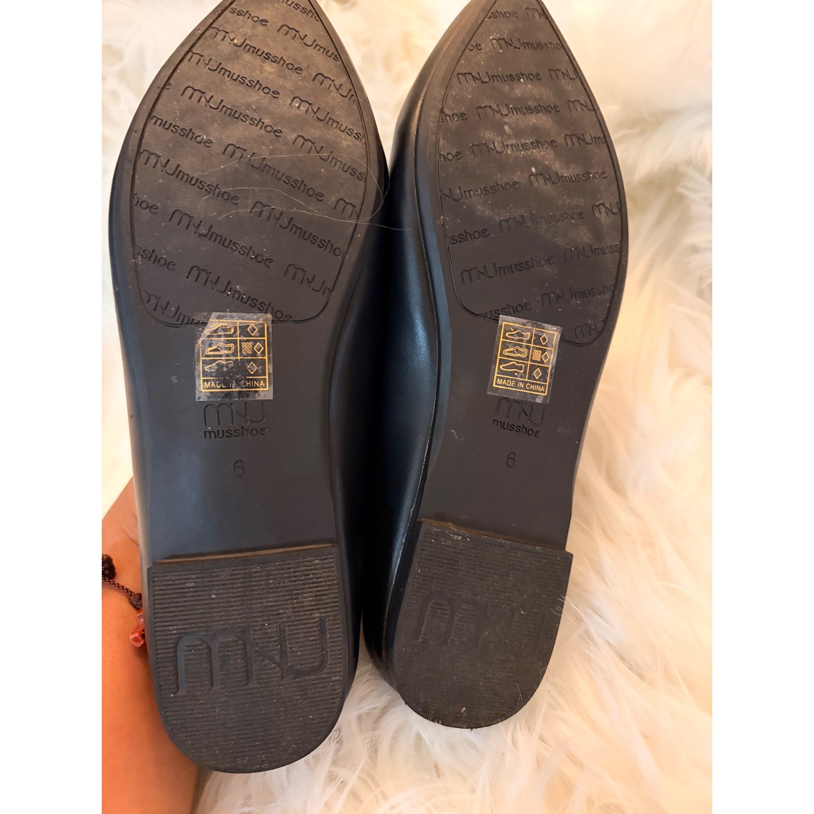 Musshoe Pointed Toe Flats Women Size 6 Black Excellent Minimalist Slip On Shoes