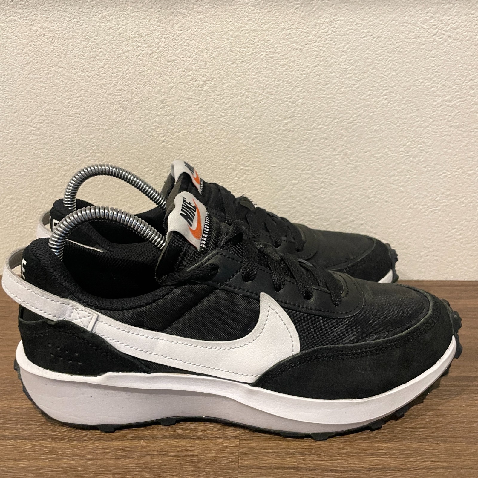 Size 7 – Nike Waffle Debut Black White W DH9523-002