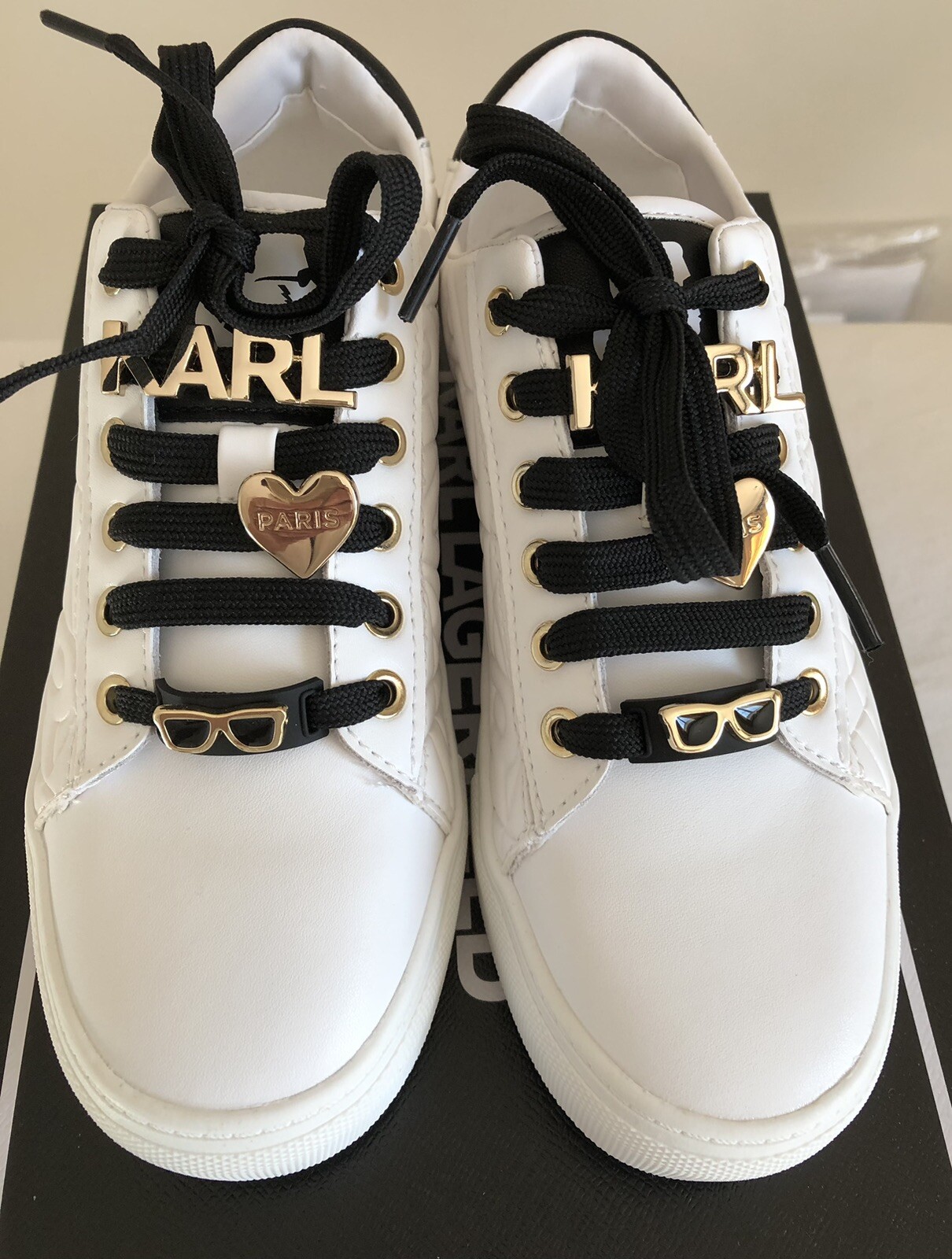 NIB Karl Lagerfeld Paris Women’s Casual Everyday Cate Box-Lace Up Sneaker size 5
