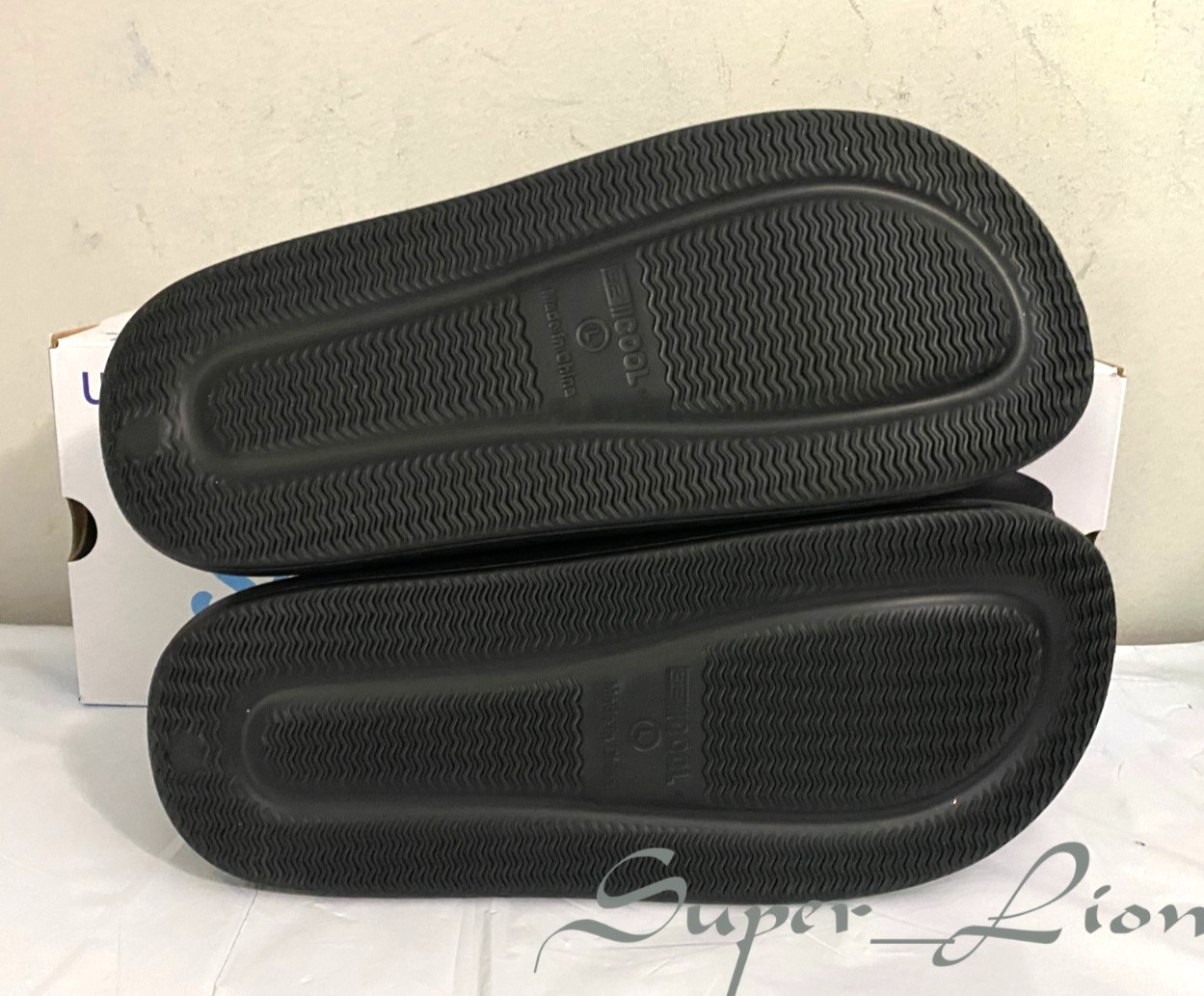 NEW 32 Degrees Cool Unisex Cushion Slide Sandals – PICK SIZE – BLACK
