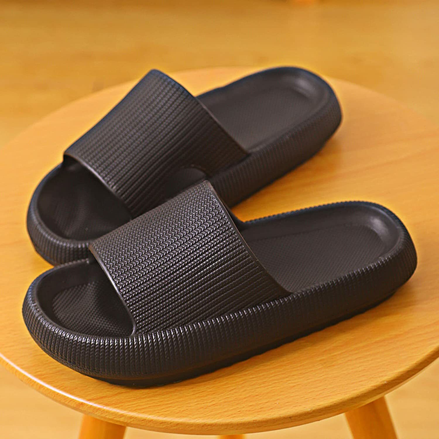 Anti-Slip Pillow Slides Sandals Soft Slippers Height Boosting Home Outdoor Shoes