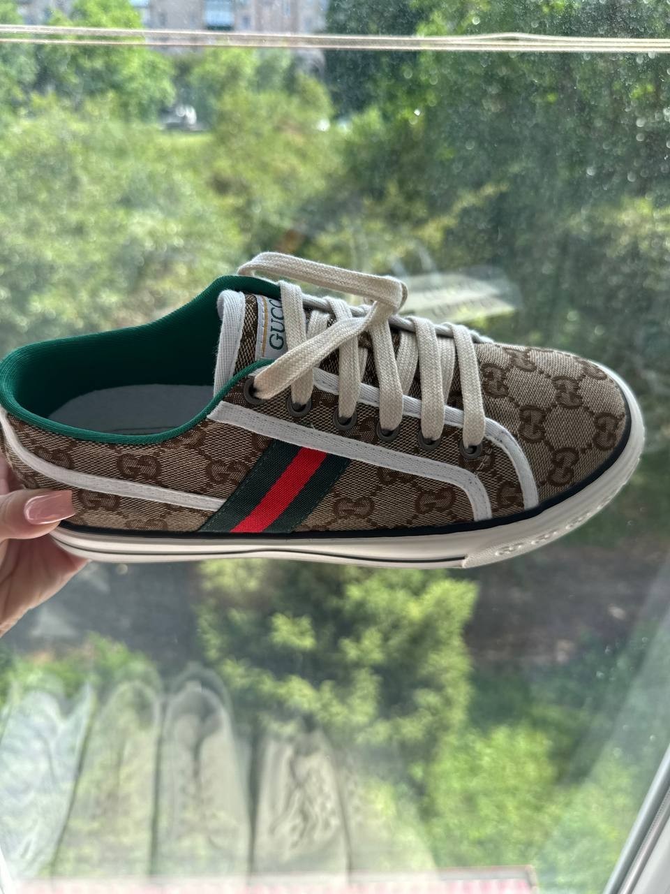Gucci GG Canvas Low Top Sneakers Beige Monogram Web Stripe Shoes EU 38 US Women’