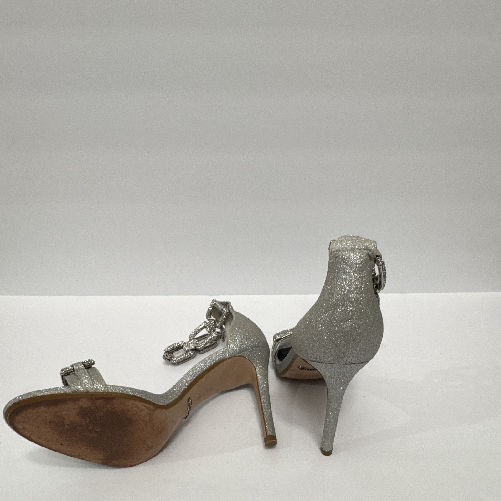 Gianni Bini Silver Glitter Synthetic Strappy Open Toe Ankle Strap Heels 7.5M