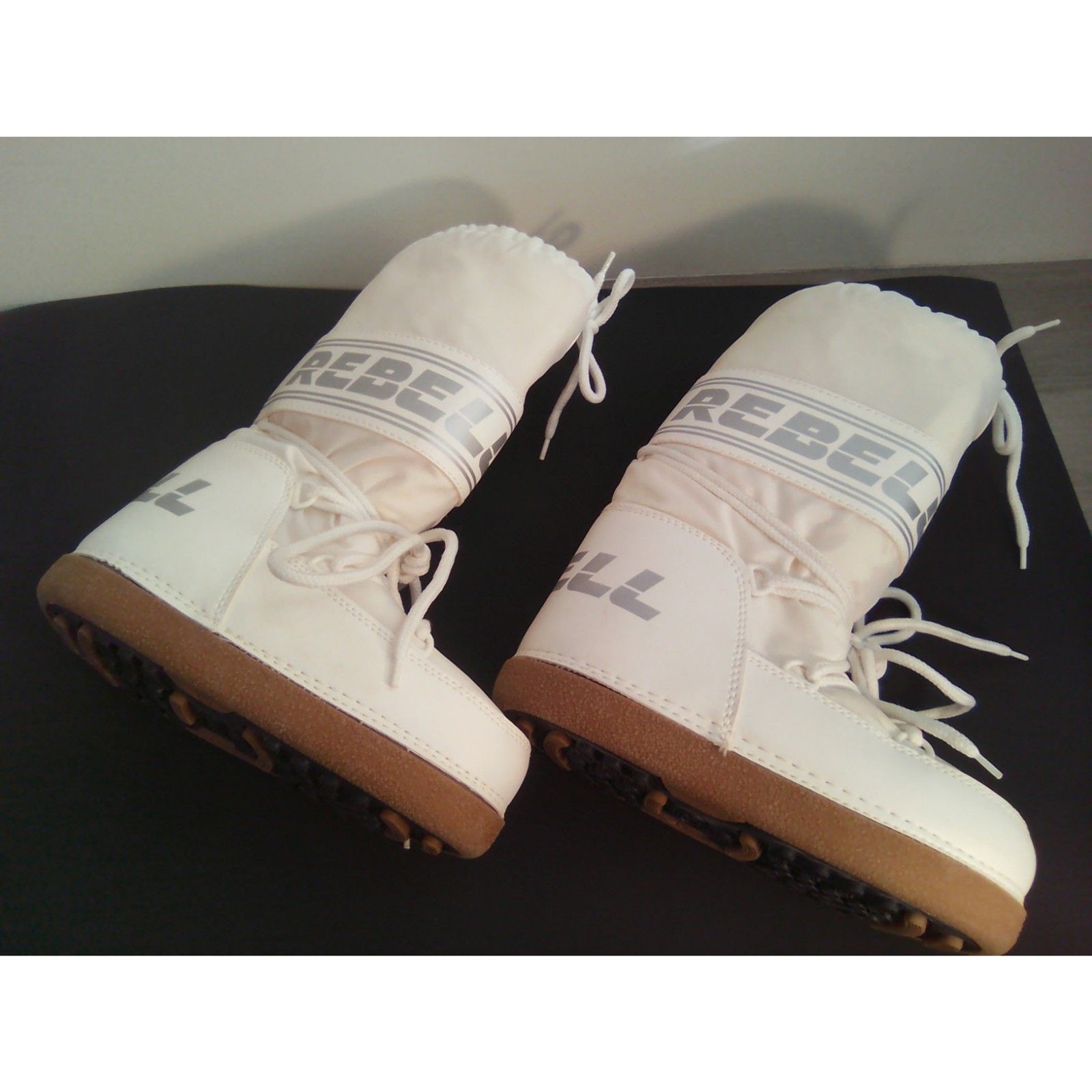 Rebel Women’s Adjustable Snow Boots – White, US 5–6.5 (EU 35–37)