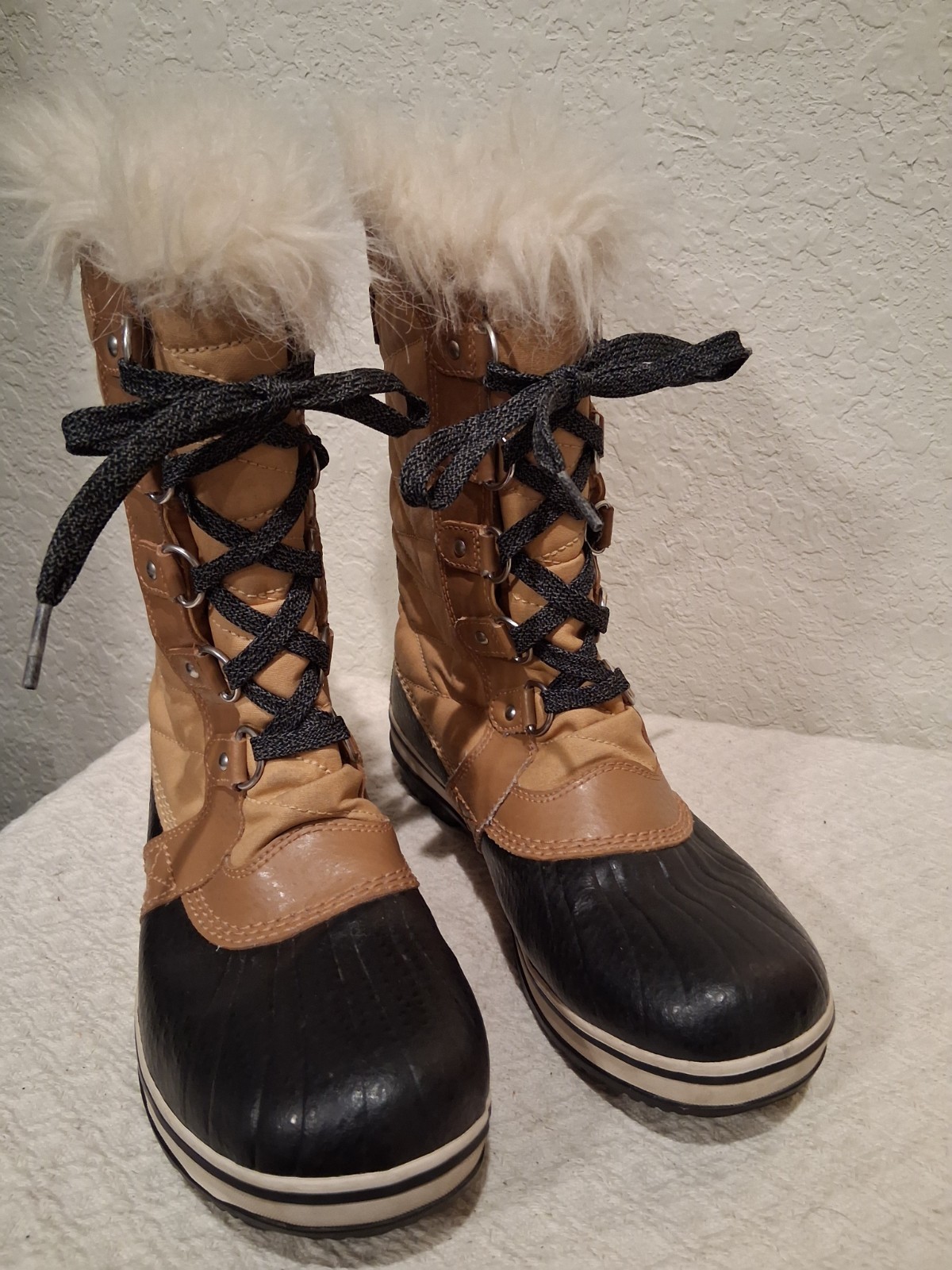 Sorel Tofino II Winter Boots Quilted Textile & Leather Upper, Faux Fur Trim Sz 7