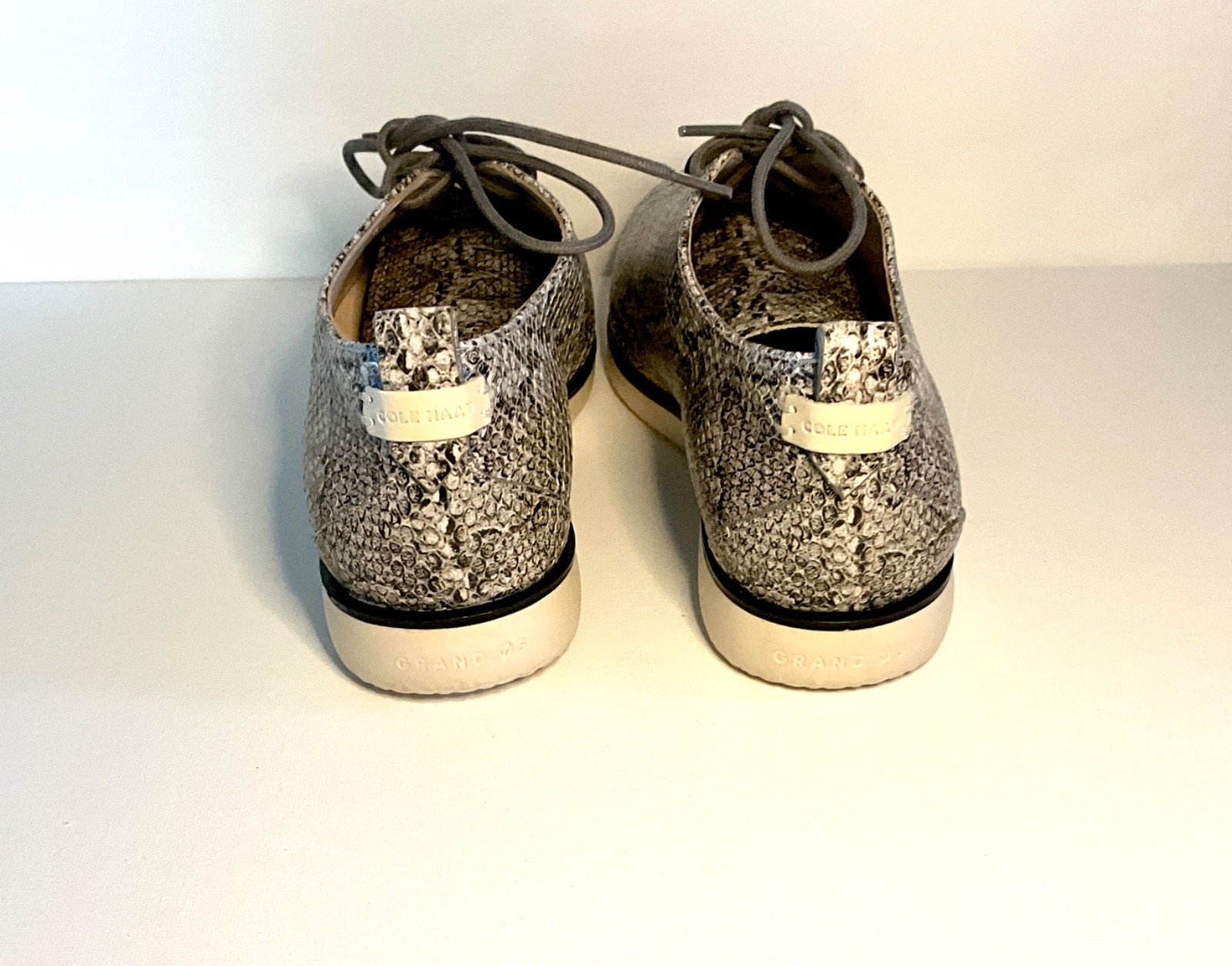 © Cole Haan NWT Oxford Flats Women’s 6B Narrow Snake Print Gold Cap Toe Shoes