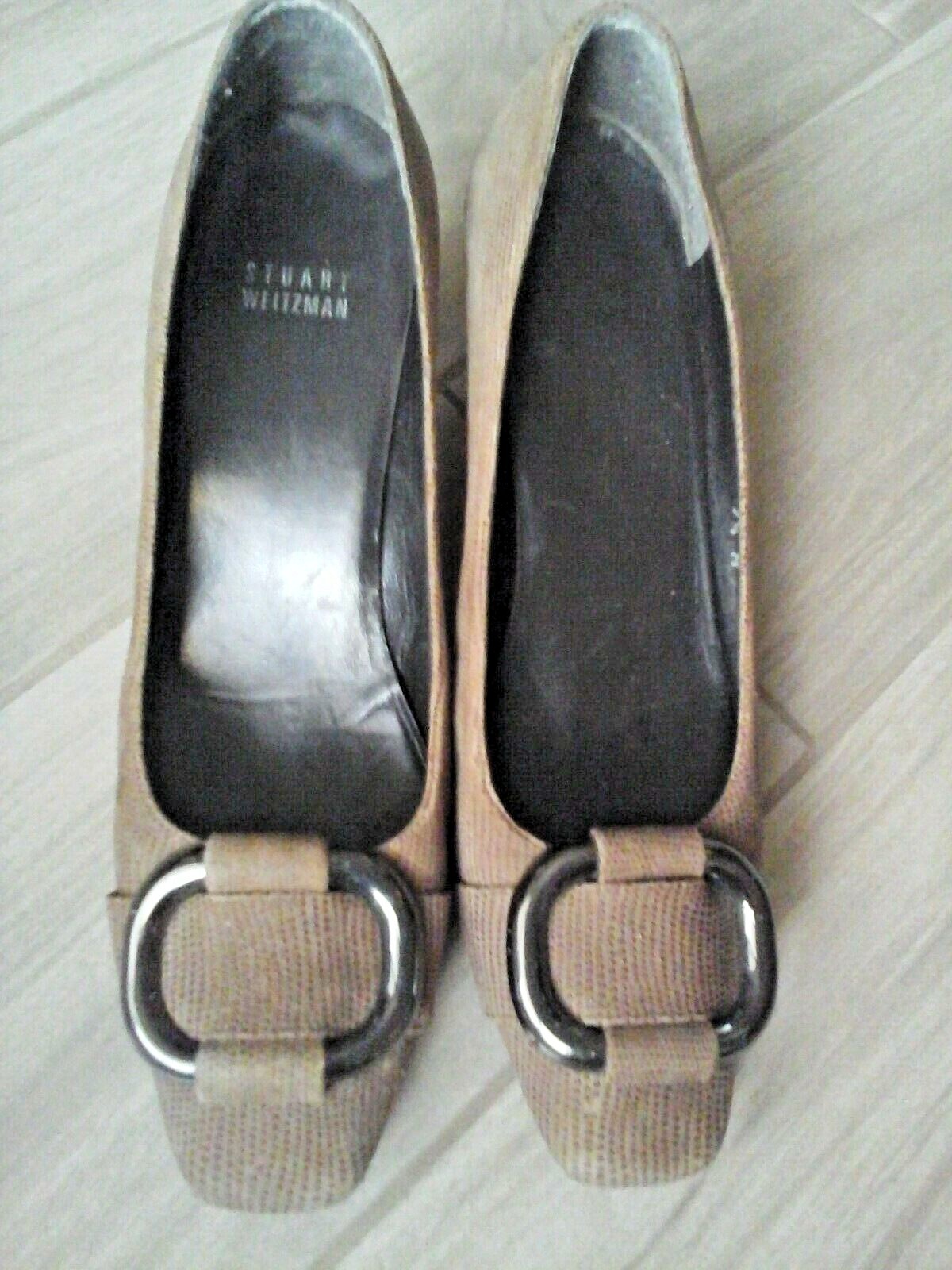 Stuart Weitzman Textured Solid Brown Leather 2.5 in Mid Heel Pump Size 7.5M