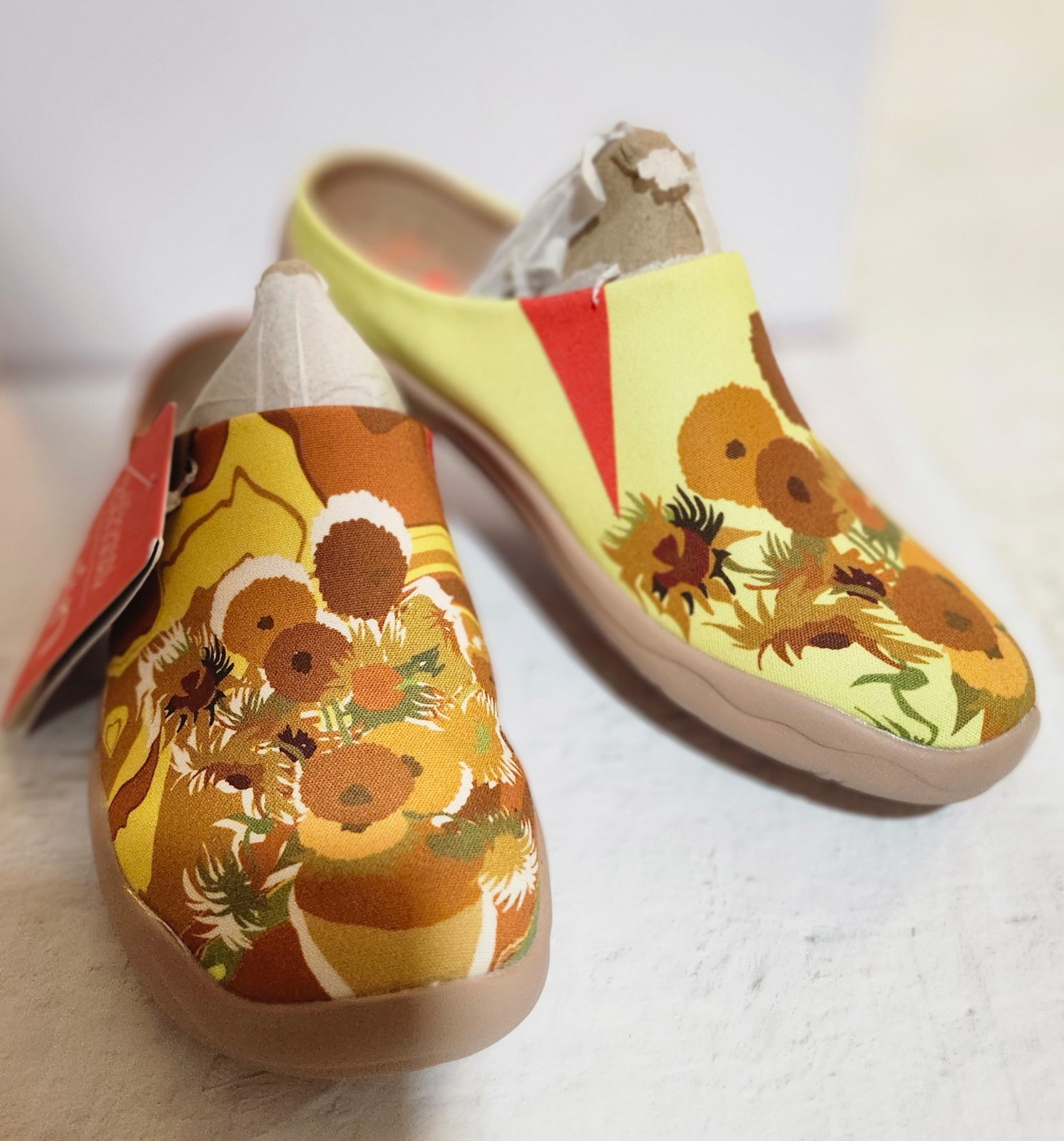 UIN Women’s Multicolor Floral Canvas Slip-On Flats Round Toe Casual Travel
