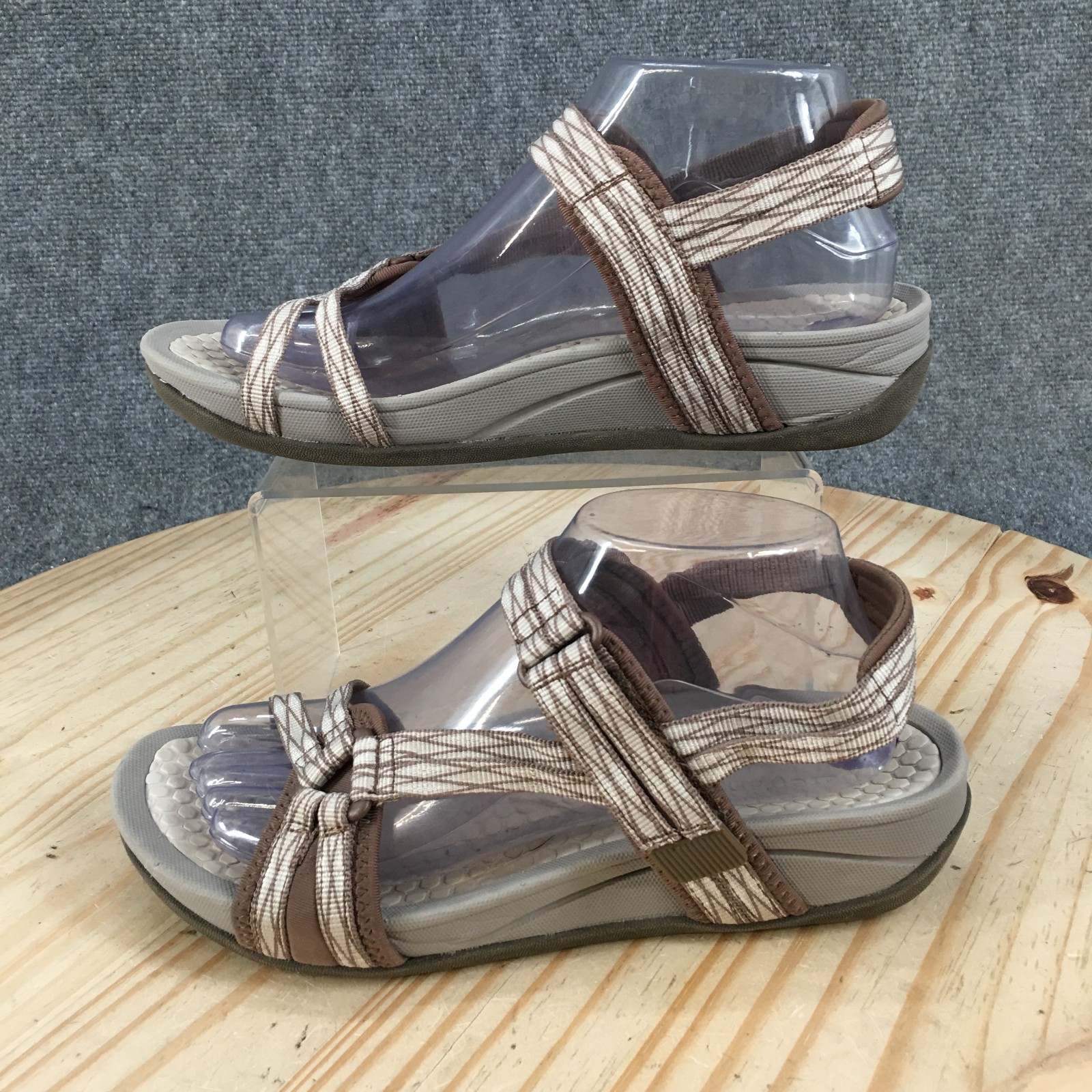 Baretraps Sandals Womens 8.5M Casual Comfort Strappy Slingback Brown Gray Fabric