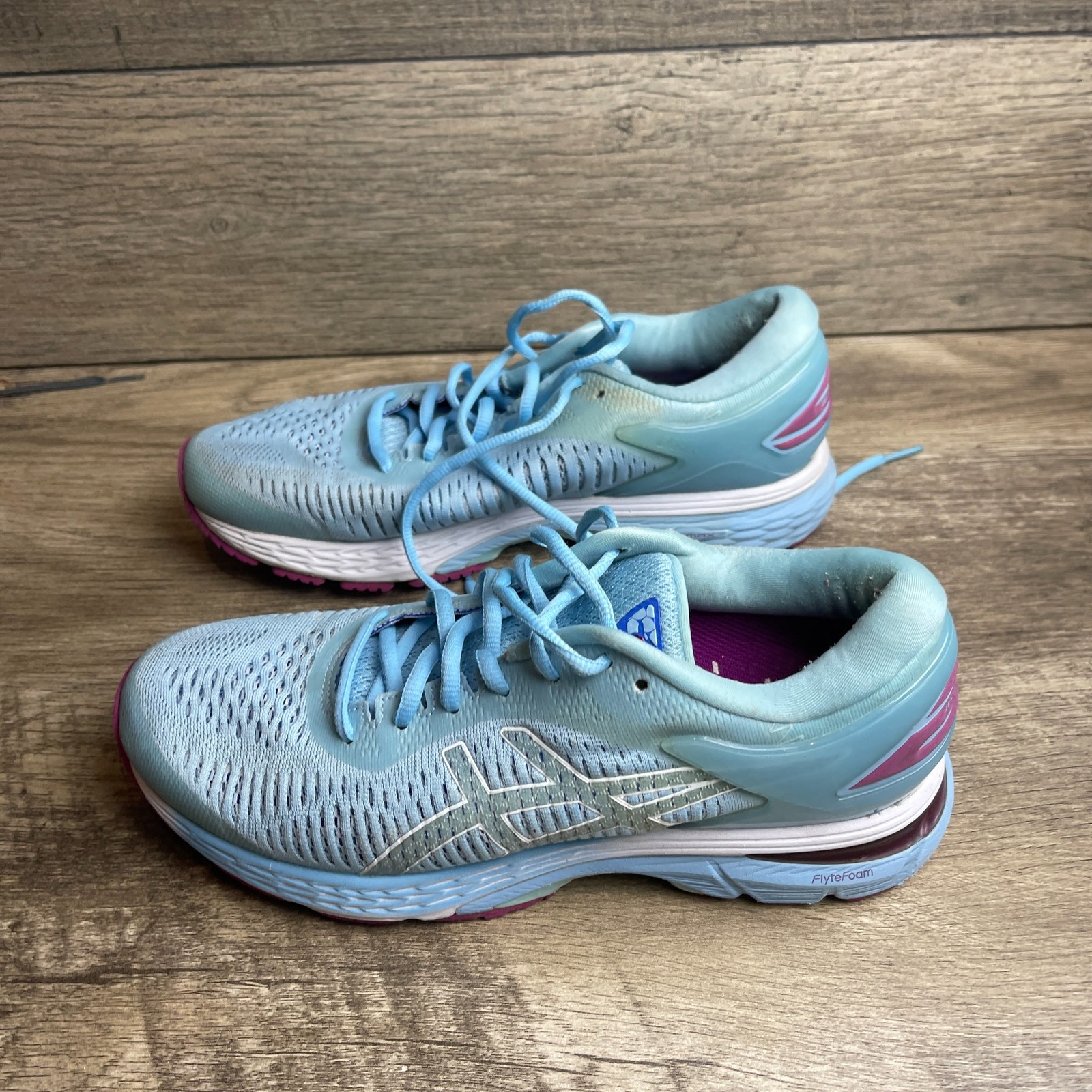 Asics Gel-Kayano 25 1012A026 Womens 8.5 Running Shoes Blue Skylight Sneakers