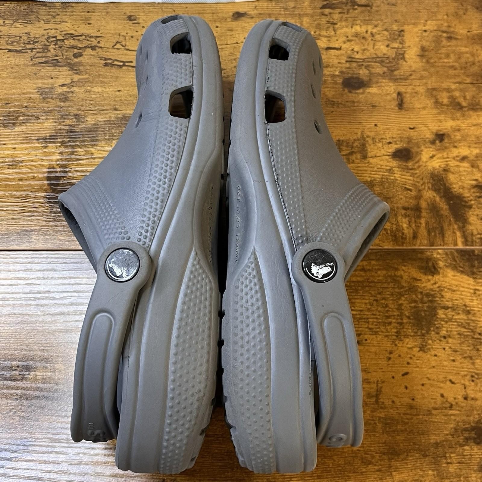 Gray CROCS Classic Band Sandals Men’s Size 7 / Women’s Size 9 Vented