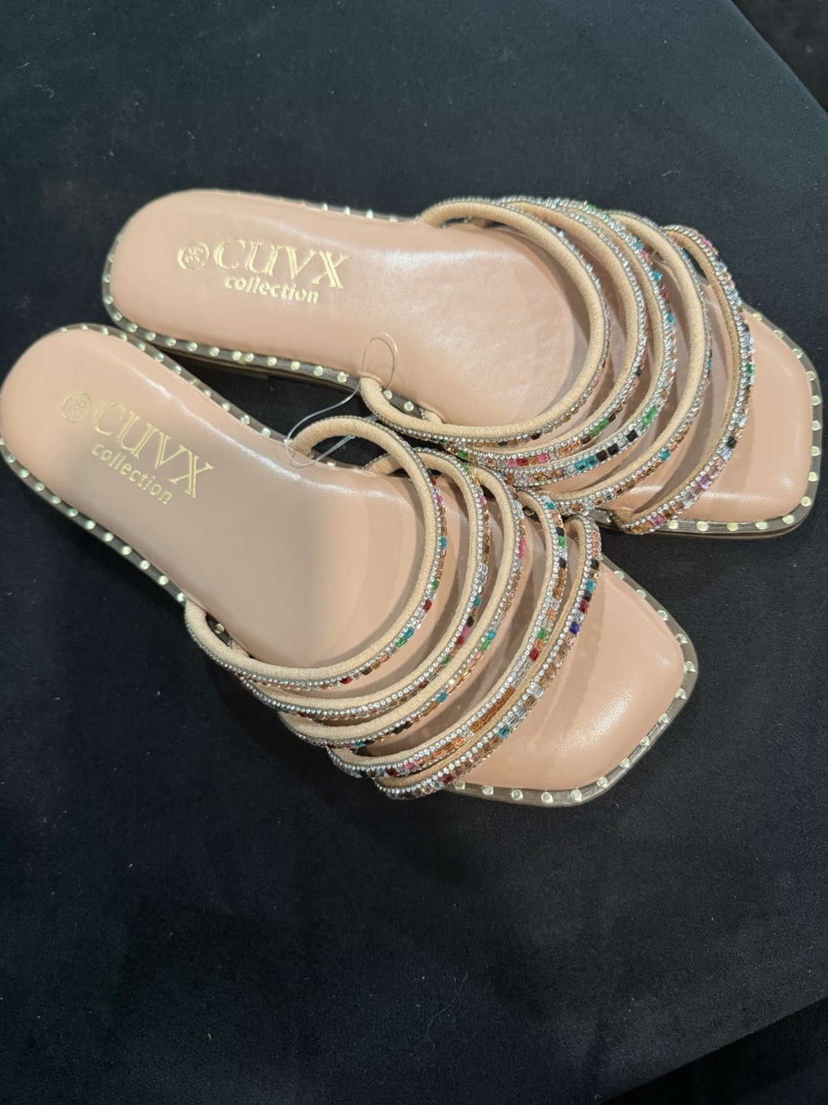 sandals women Style. Size 36,37,38,39,40 Available