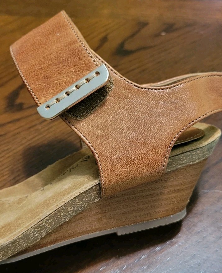 Sofft Verdi II Wedge Leather Comfort Wedge Sandal 6.5M Adjustable Straps (K)