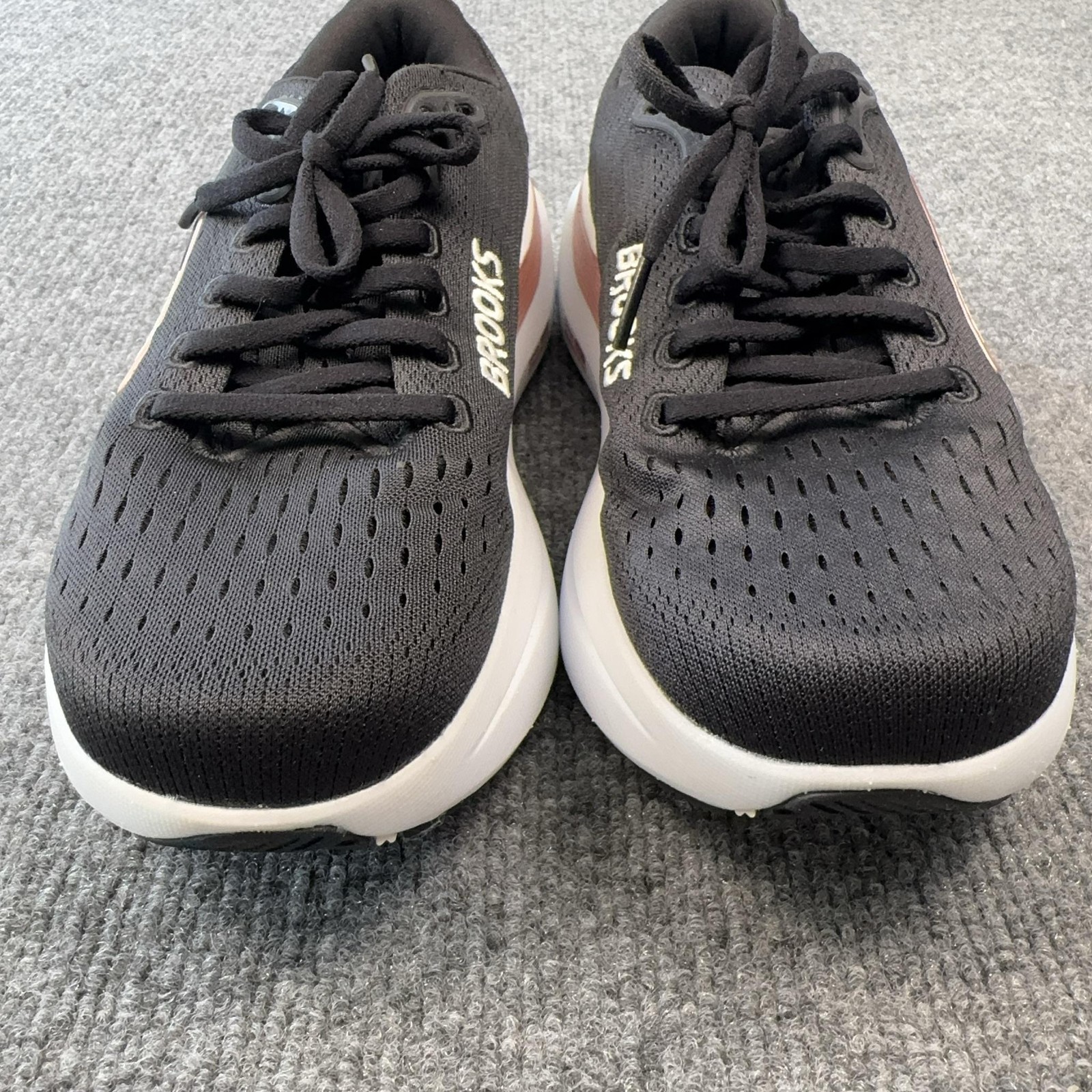 Brooks Ghost Max Running Shoes Womens Size 6.5D Black Wide 1204571D043