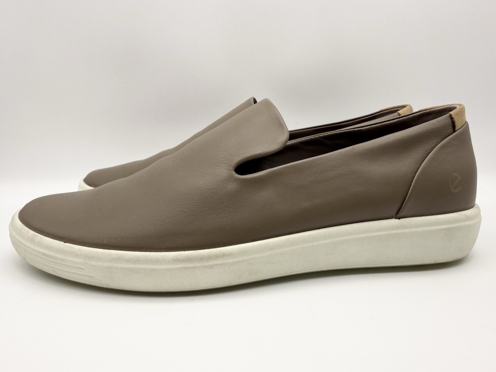 ECCO Women’s US 10/10.5 EU 41 Soft 7 Mushroom Brown Leather Slip On Shoe Sneaker