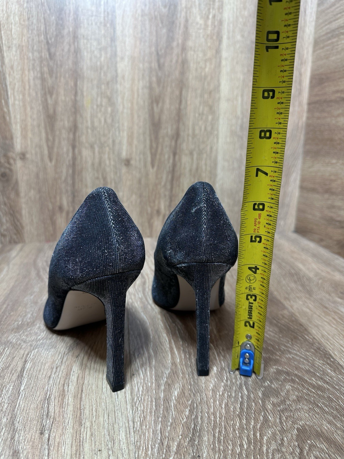 Stuart Weitzman Gunmetal Metallic Black Silver PointedToe Heels 39.5/ 8.5 Pumps