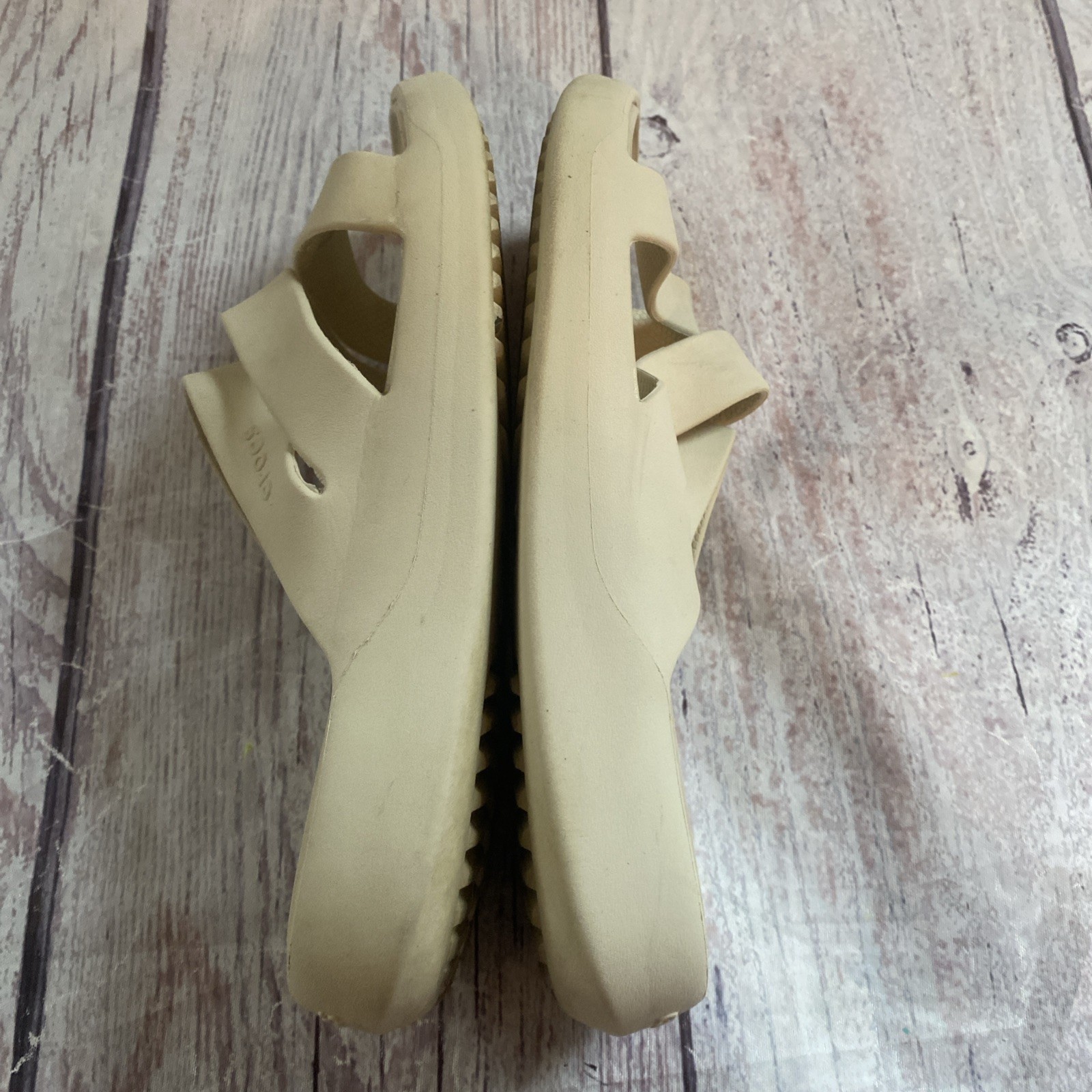 Crocs Womens Getaway Beige Strappy Slide Waterproof Comfort Platform Sz 6