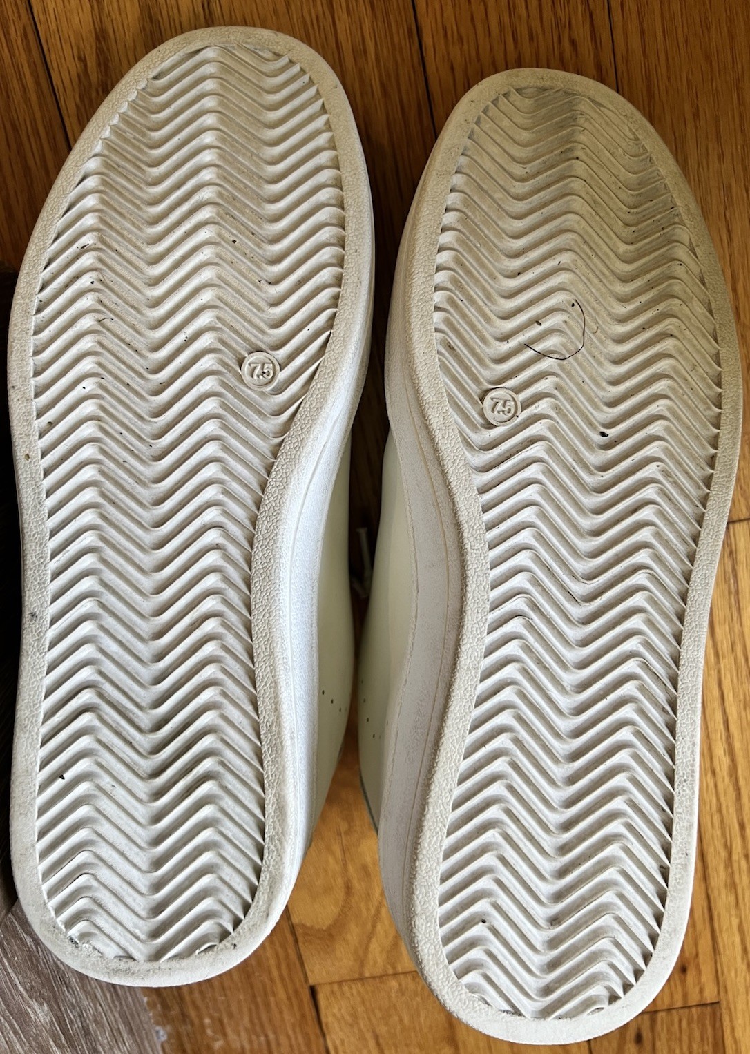 Vintage Havana Blake White Pearl Studded Slip On Casual Sneakers Women’s 7.5