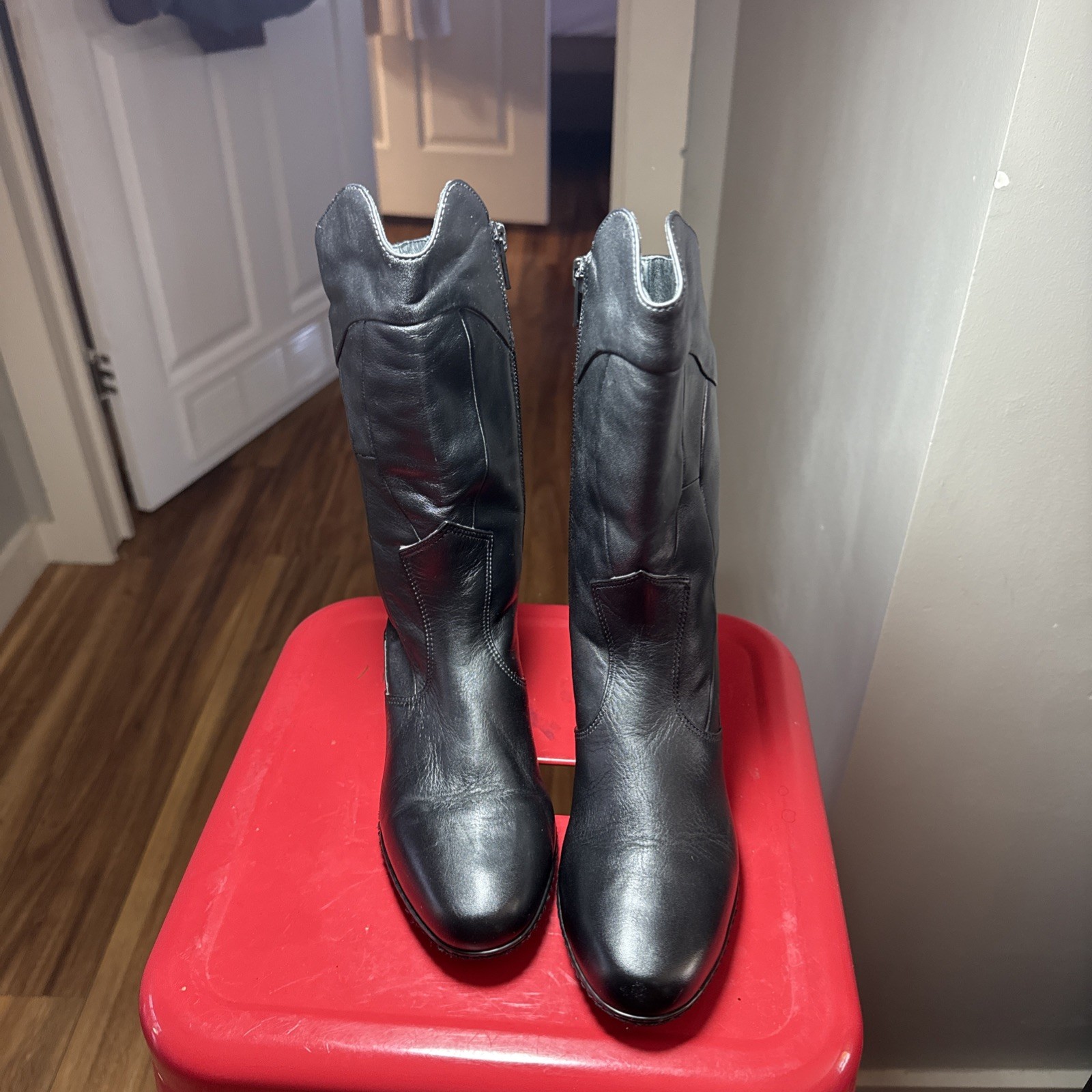 Ros Hommerson Boots Black Leather Side Zipper Sz 4M Grippy Soles B508