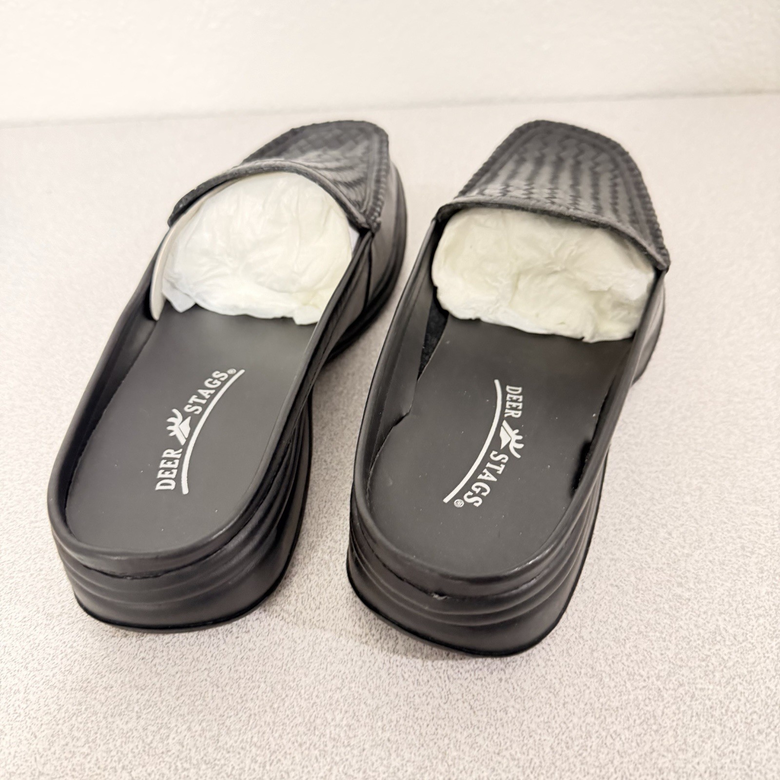 Deer Stags Women’s Size 9 W Mules Slip On Black Casual SMTH Knit T-06 NOS