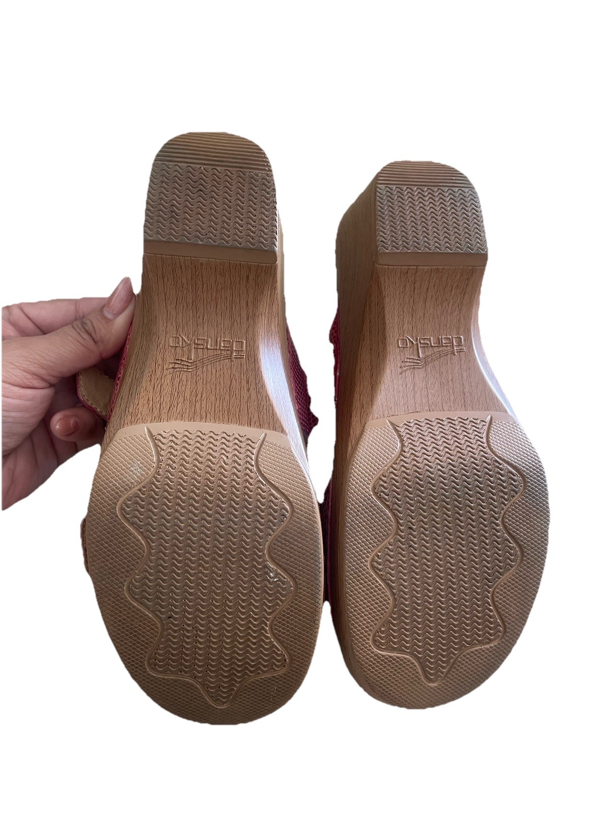 Dansko Sophie 39 (8.5-9) Red Snake Leather Wedge Clogs Faux Wood Sandals Summer