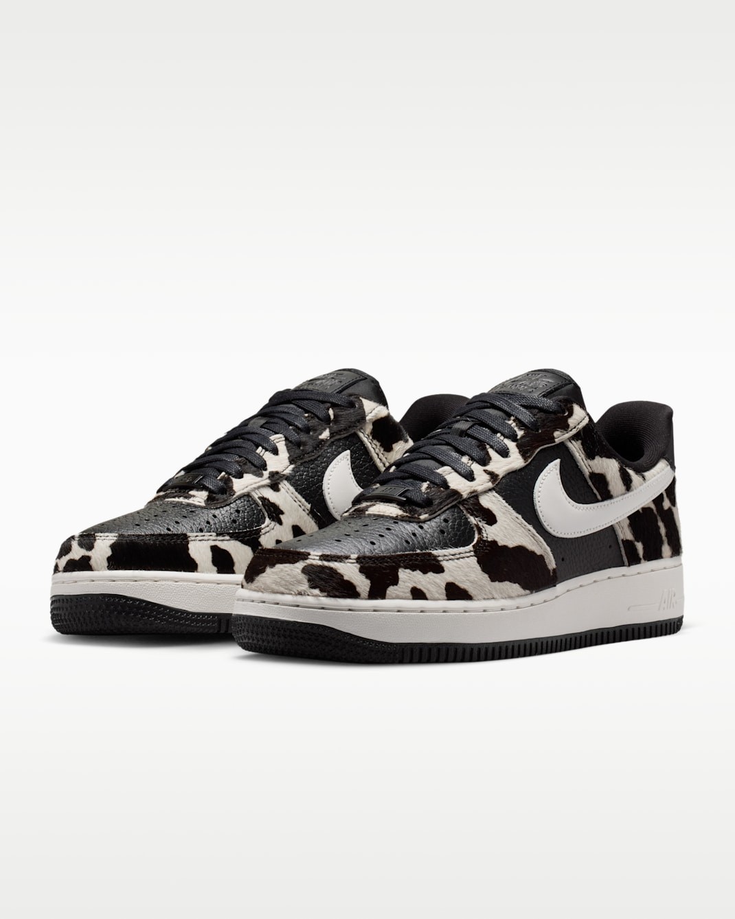 NIKE Women’s Air Force 1 ’07 IO0442-001 Black Black Phantom