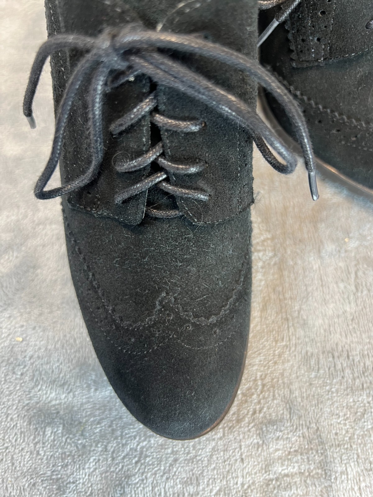 Black suede Tommy Hilfiger Naomi lace up wingtip booties size 8