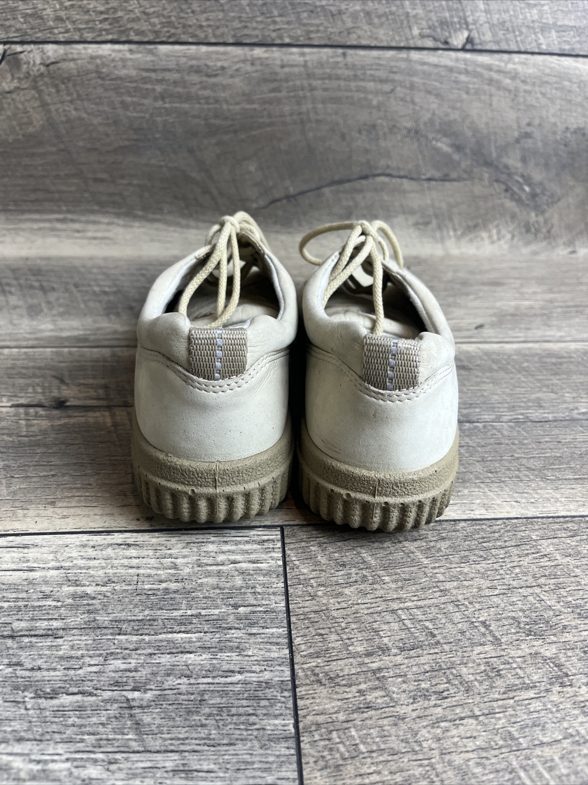 Ecco Soft Tan Suede Casual Sneakers Women’s US Size 4/4.5