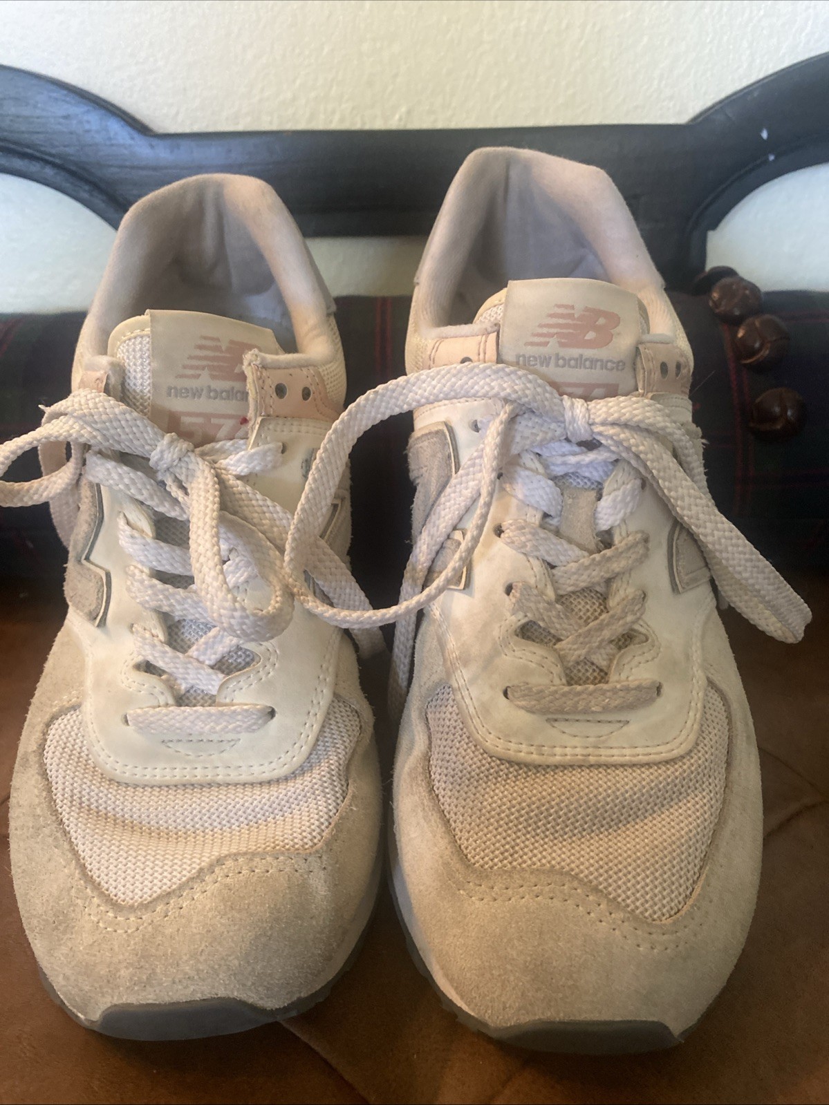 New Balance 574 Women’s Size 8.0 White Pink WL574RU2 Lifestyle Sneakers Shoes