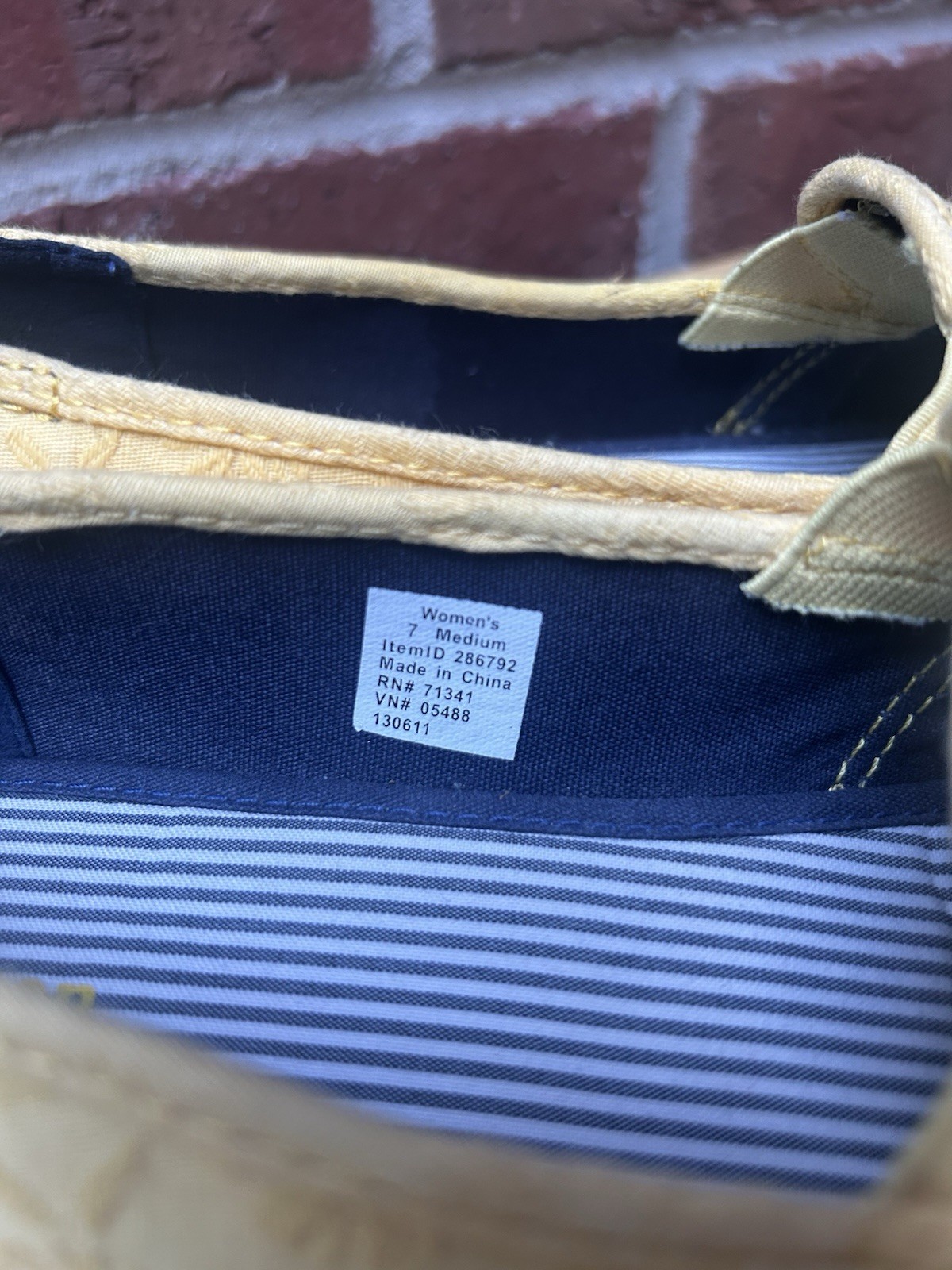 L.L.Bean Women’s Yellow Floral Slip-On Casual Shoes 7 Medium