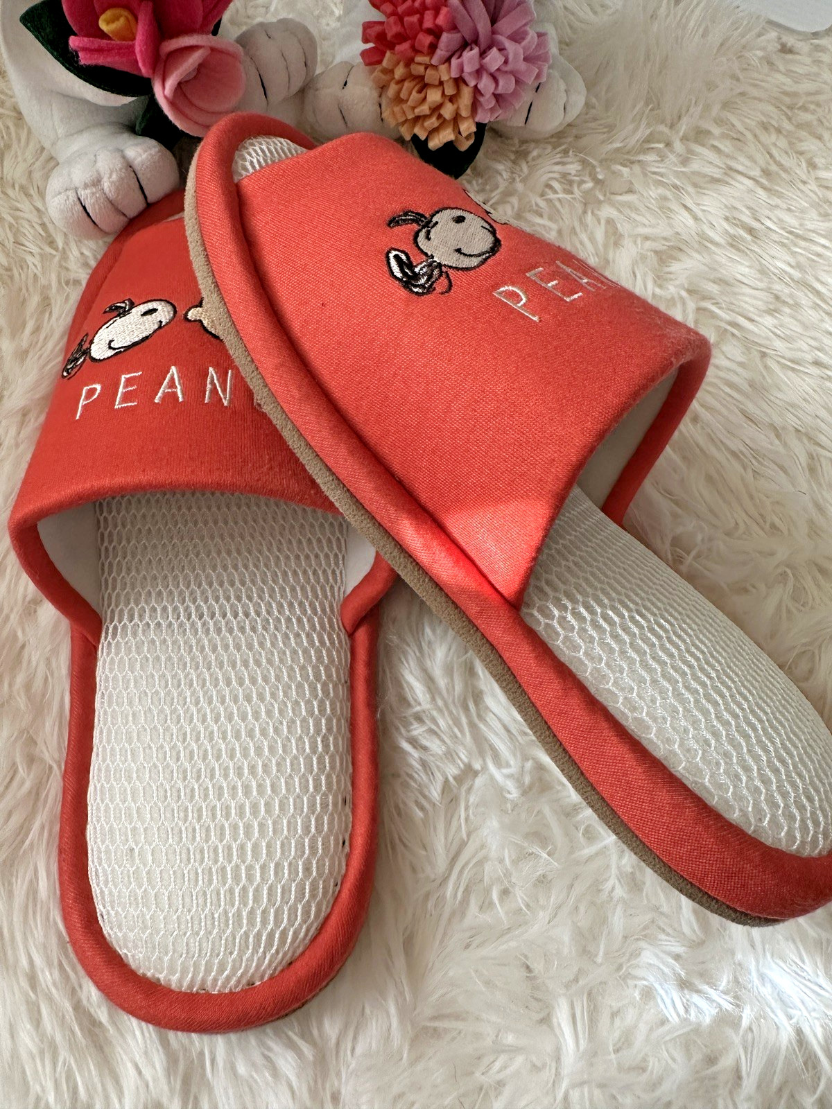 Peanuts Snoopy House Slippers Unisex M/L US 9-10 Cozy Indoor Shoes Japan