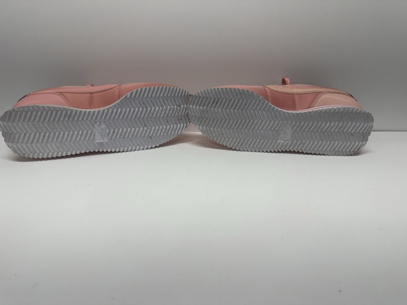 Nike Cortez Basic Txt Vday Pink Womens Size 7