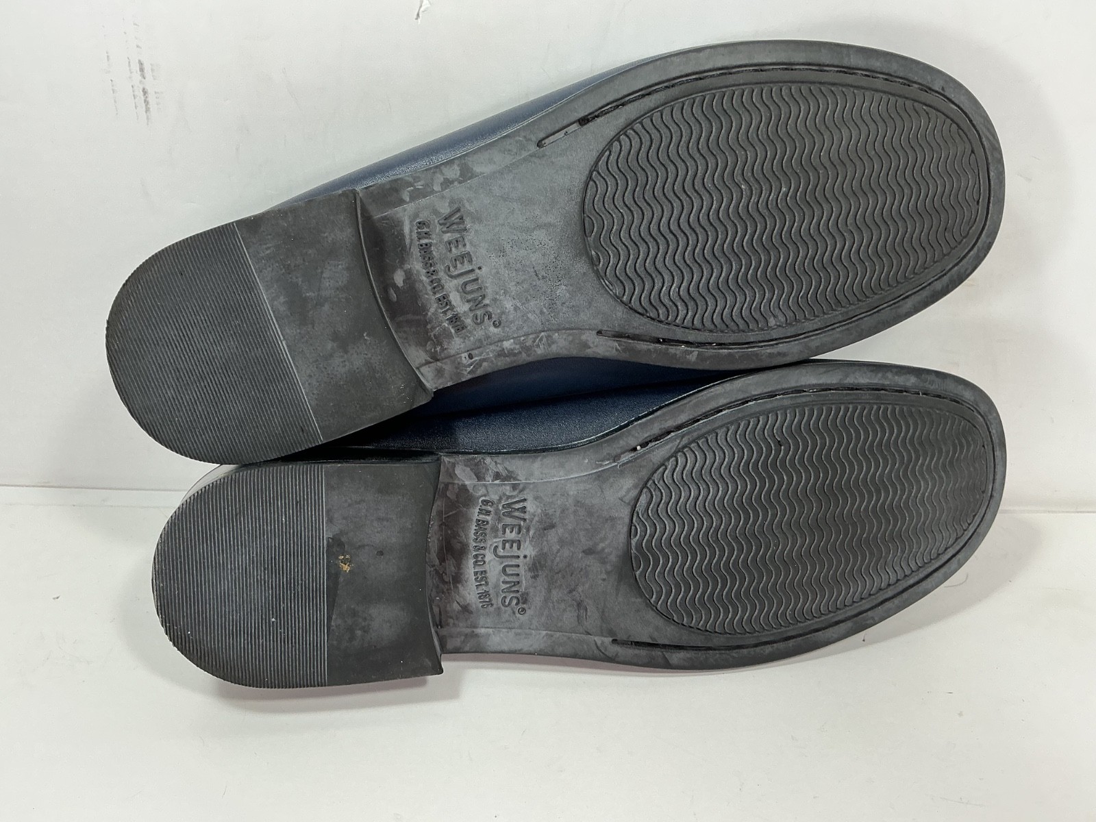 GH Bass Weejuns Kathleen Leather Penny Loafers Women 9 M Blue Slip On Comfort