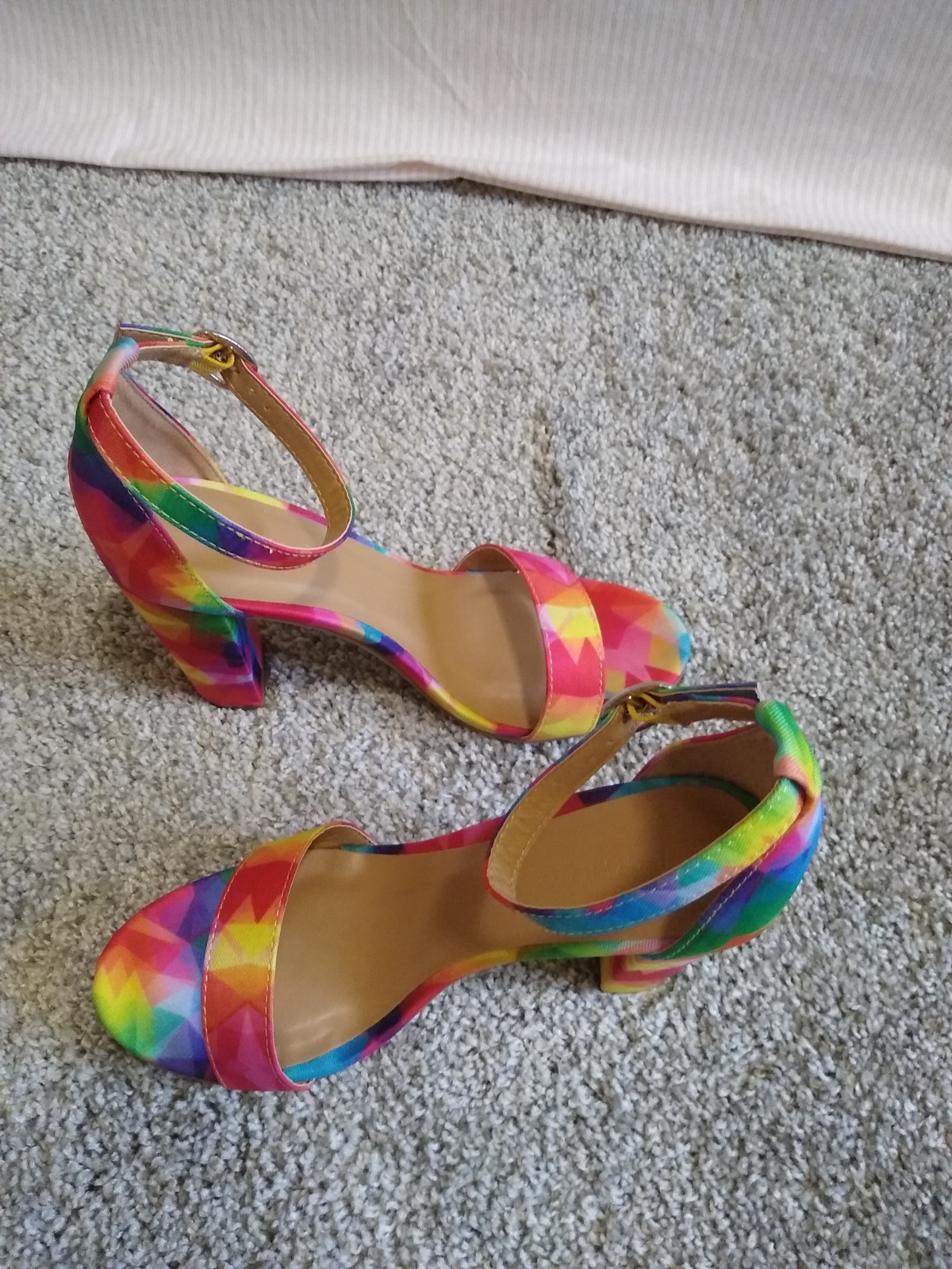 Y2K High Heels Rainbow Chunky Heels Sandals Textured Fabric Vintage Heels NIB 7