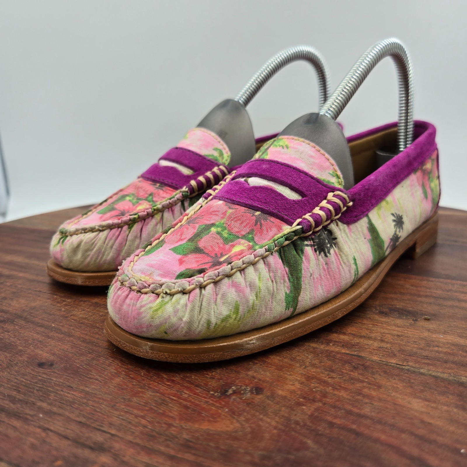 GH Bass Weejuns Shoes Women’s 5.5M Purple Pink Tropic Floral Suede Penny Loafers