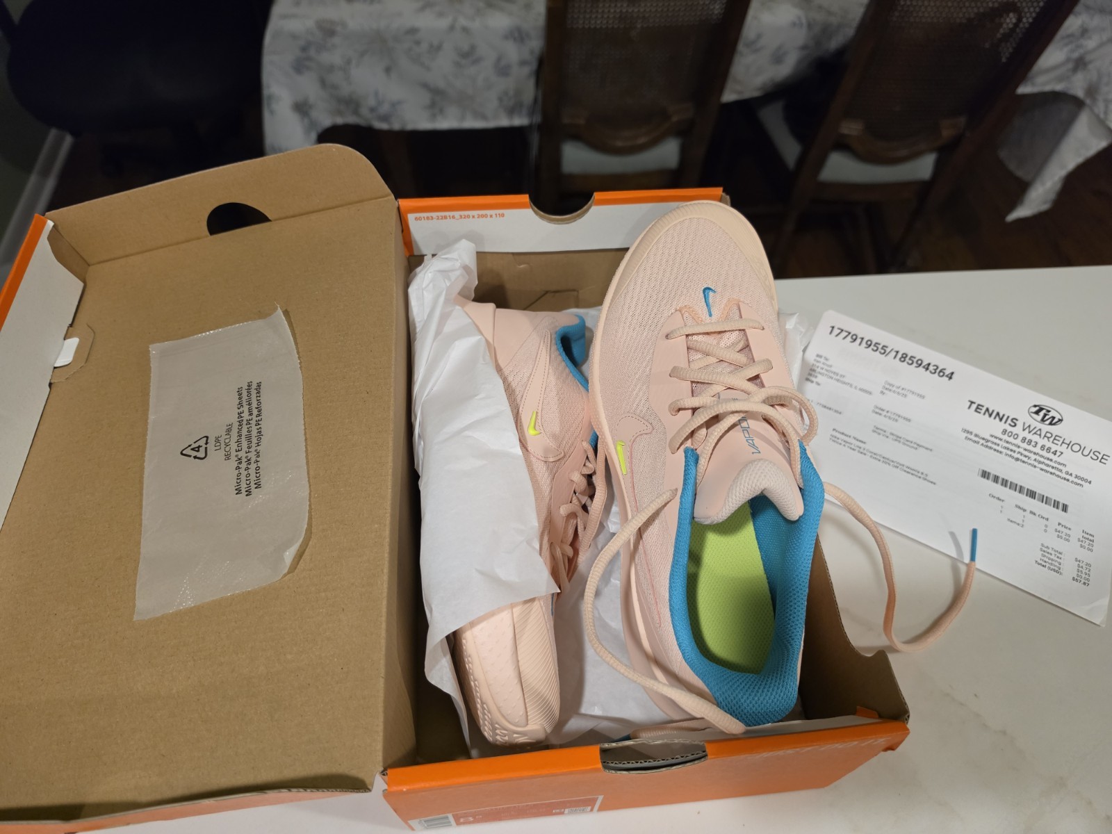 Nike Vapor Lite 3 HC Women’s Shoes tennis Size 8.5 pink New In Box