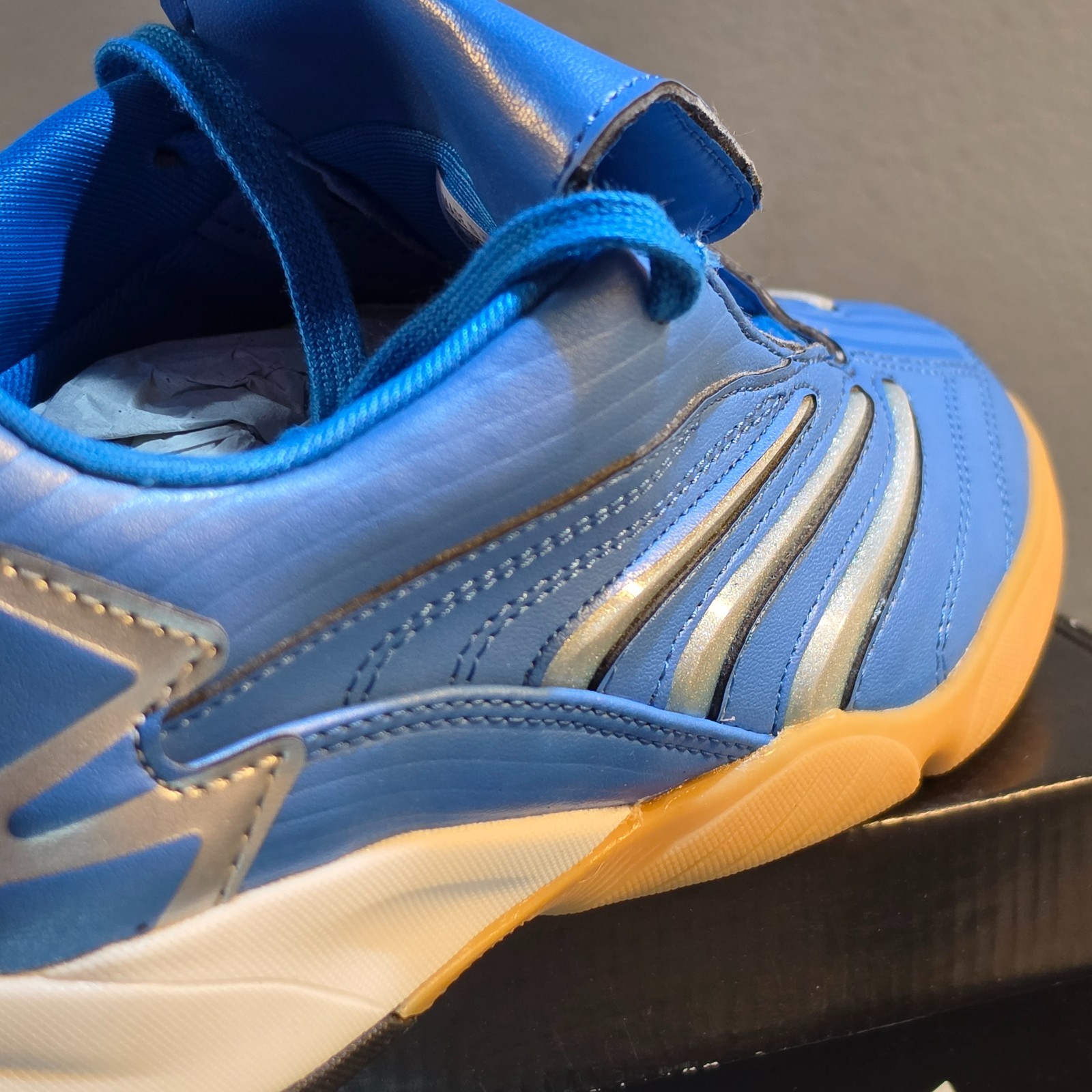 New Adidas Predator Sala W Wmns Sz 6.5 Blue Silver Indoor Soccer JR1637 NIB