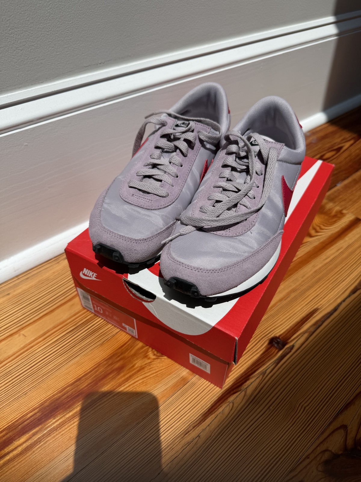 Nike Daybreak Amethyst Ash 10 Womens