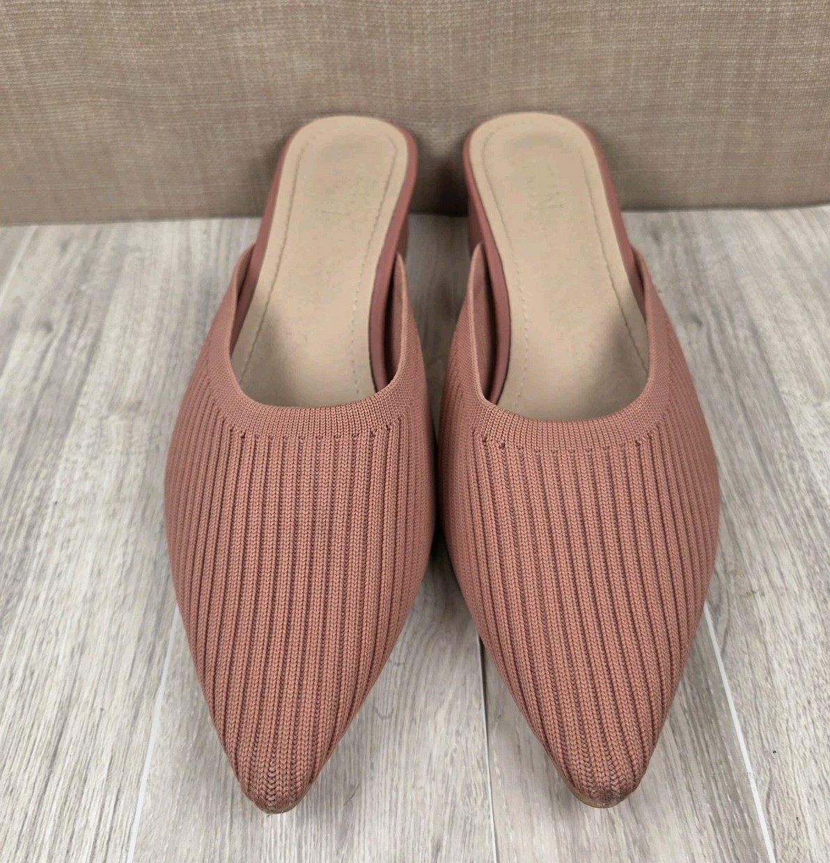 TIJN Women’s Size 9 Pointed Toe Coral Pink Mules Chunky Heel Life Is Art Shoes