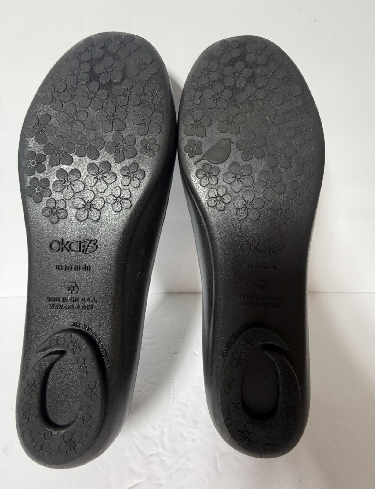 Oka-B Women’s Black Rubber Slip-On Flats Glitter Accent Round Toe US 10/40