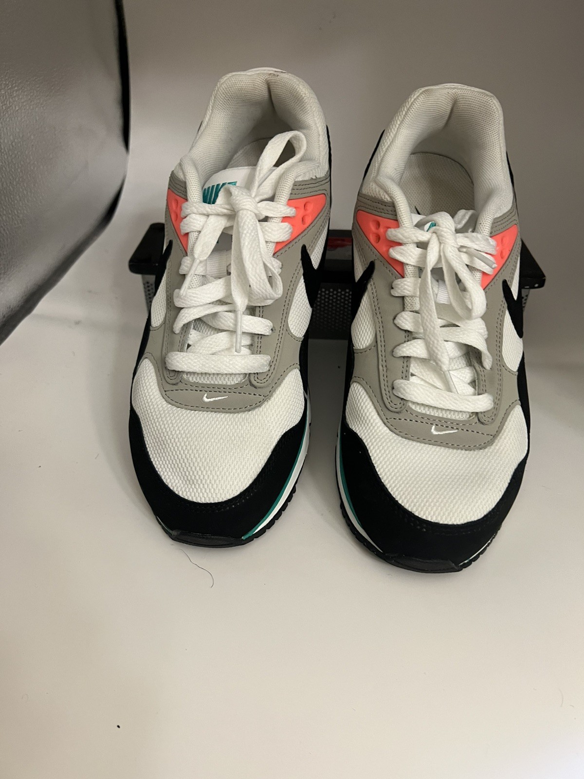 Nike Womens Air Max Correlate 511417-136 White Black Green Orange In Box Sz 8.5