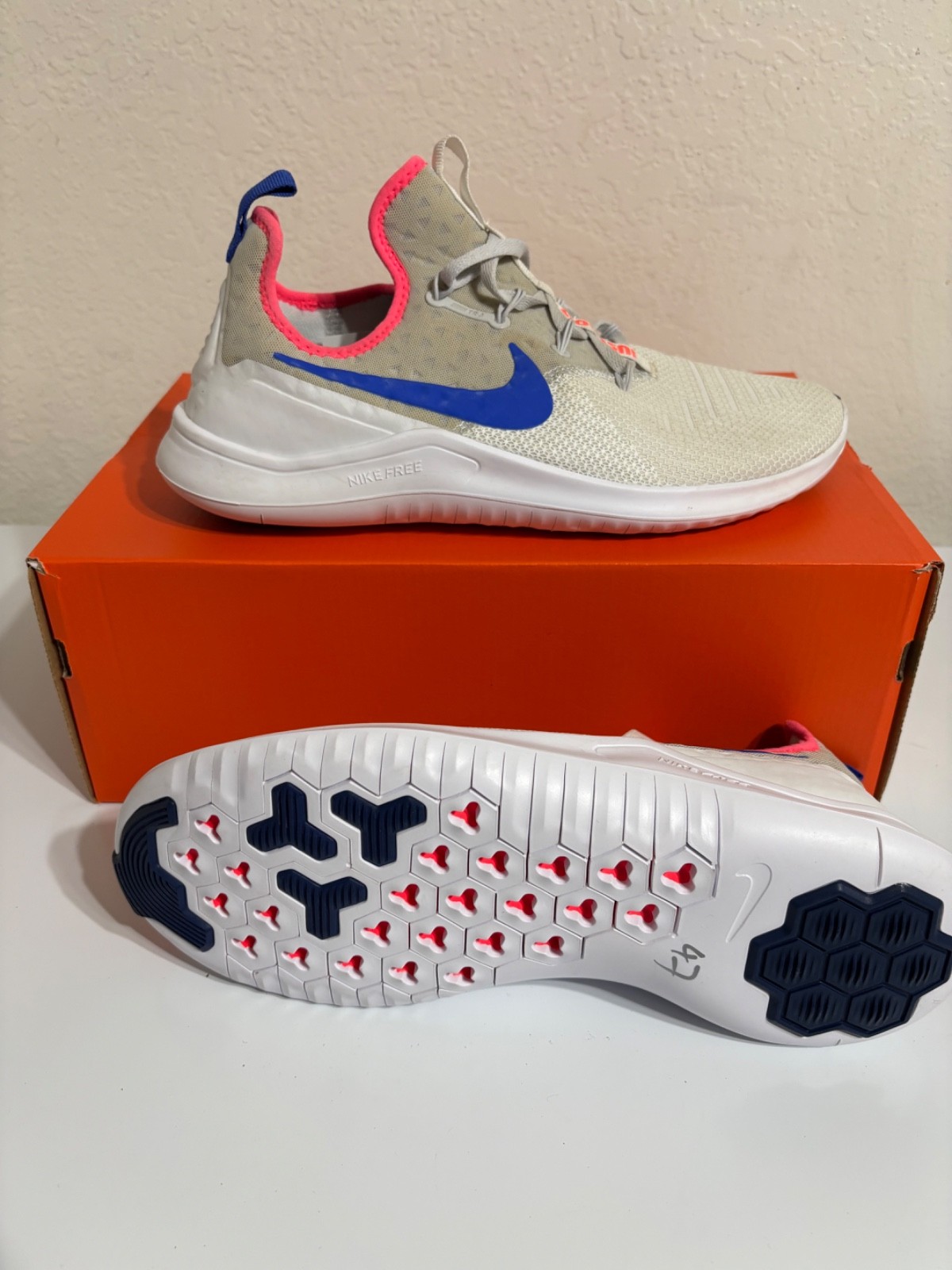 Nike Free TR 8 Training Shoes (New)