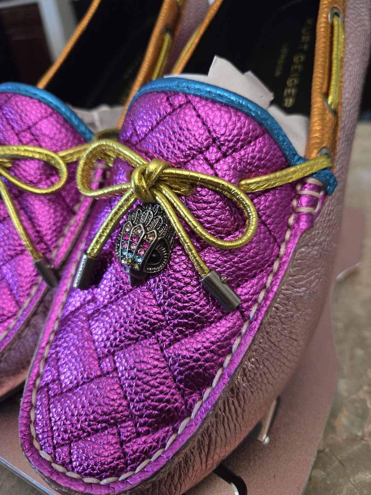 Kurt Geiger London Eagle Moccasin Loafers multi-color metallic pink. 42 – US 11