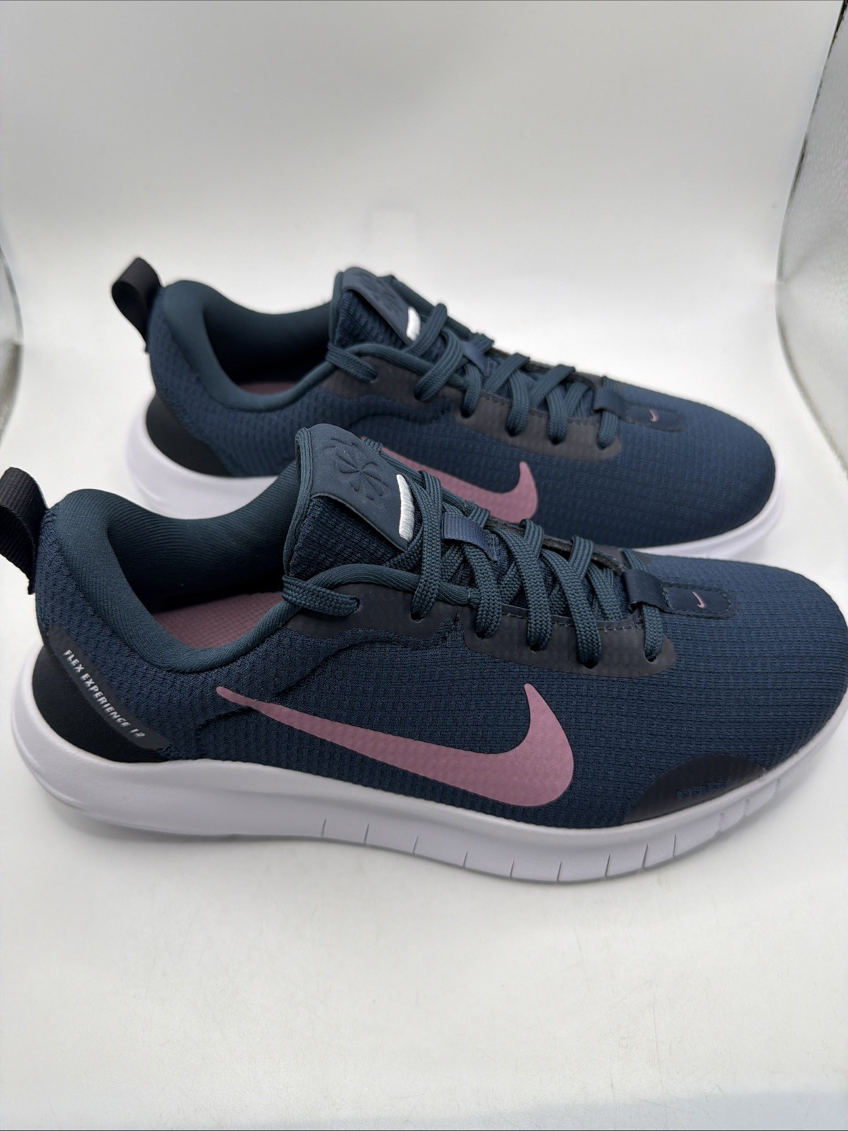 Nike W Flex Experience RN 12 Size 7W, 5.5Men’s Brand New No Box Lid DV0746 401 ￼