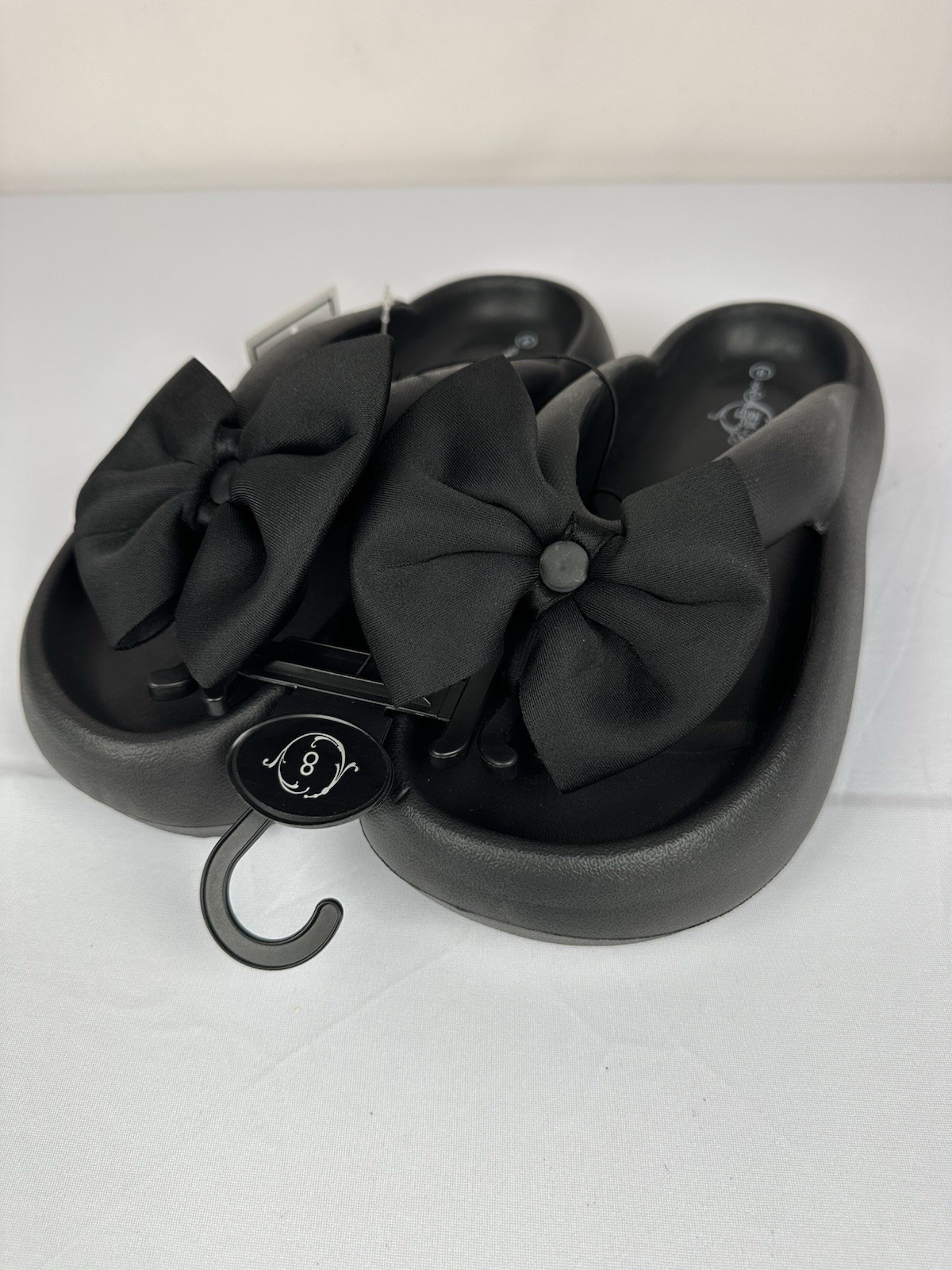 NEW Women’s Black Flip Flops Sandals Platform Shoes Big Bow Size 8