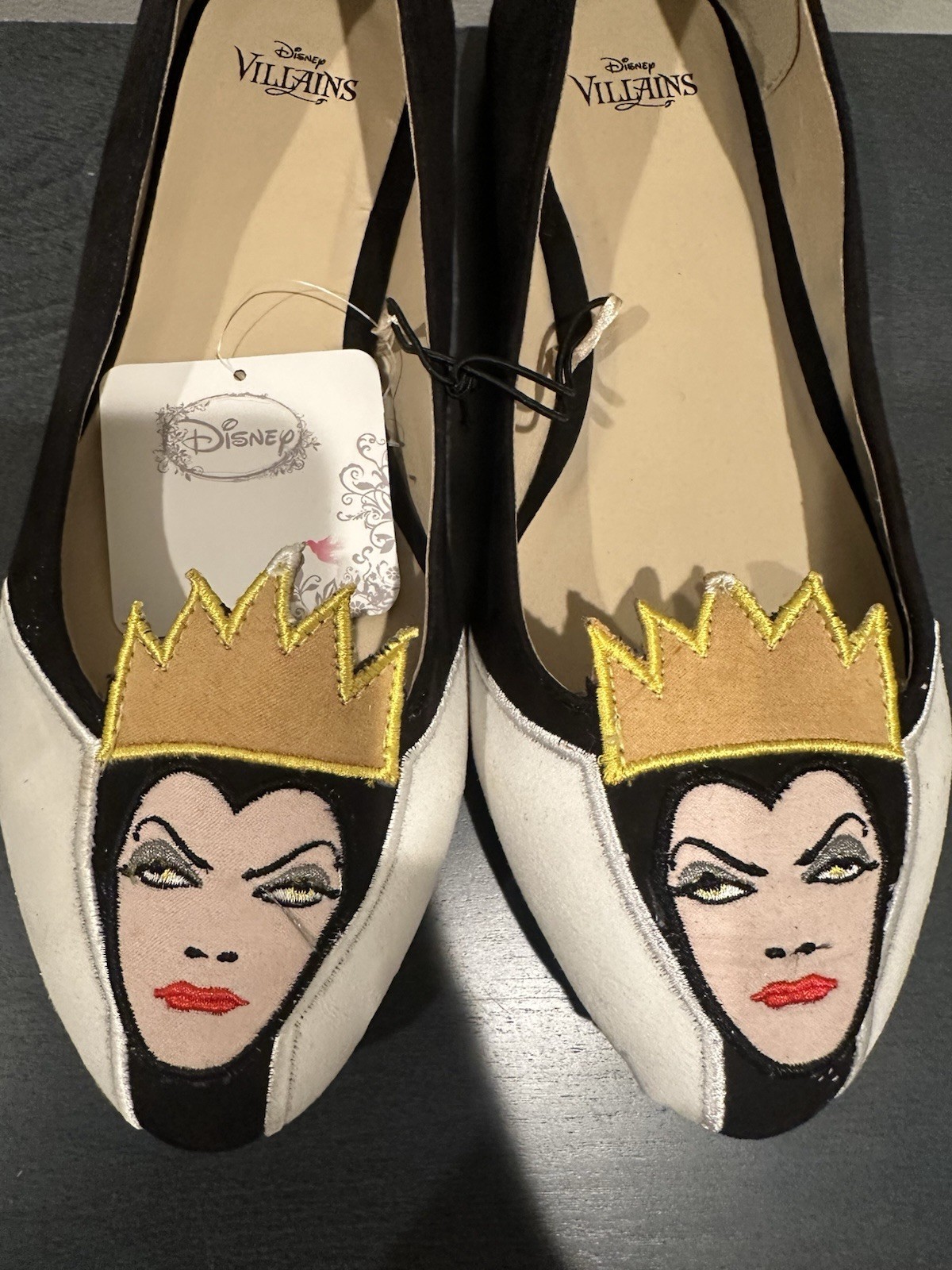 Disney Villains Evil Queen Pointef Flats, Size 11