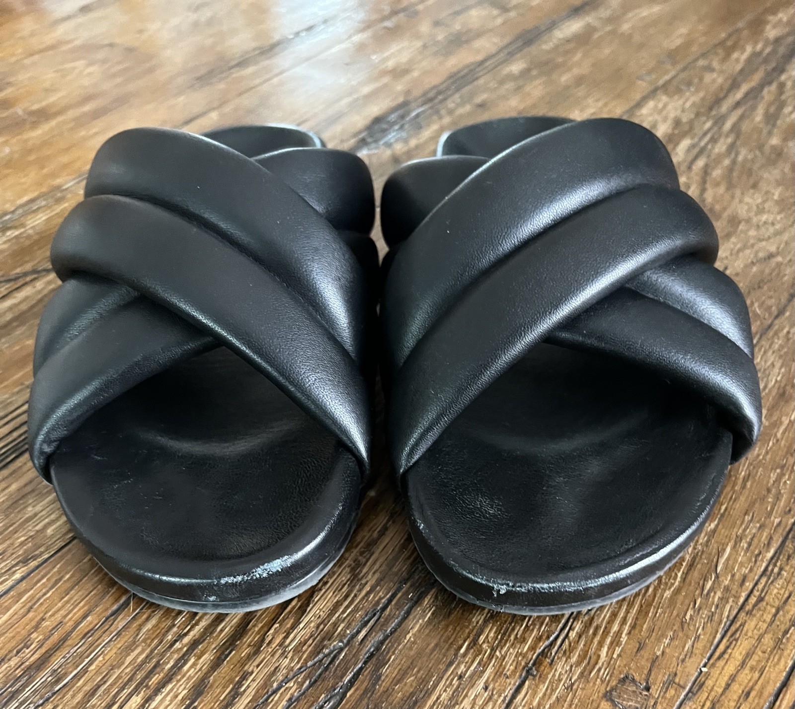 SEYCHELLES New Black Low Key Glow Up Black Leather Sandals Slides Women’s 9