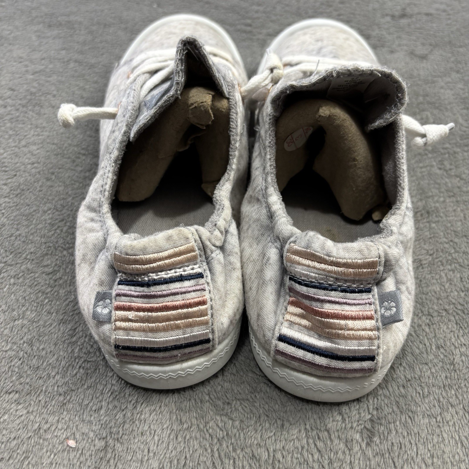 Tommy Bahama Shoes Womens 9.5 Grey Canvas Slip-on No Tie Sneakers Memory Foam