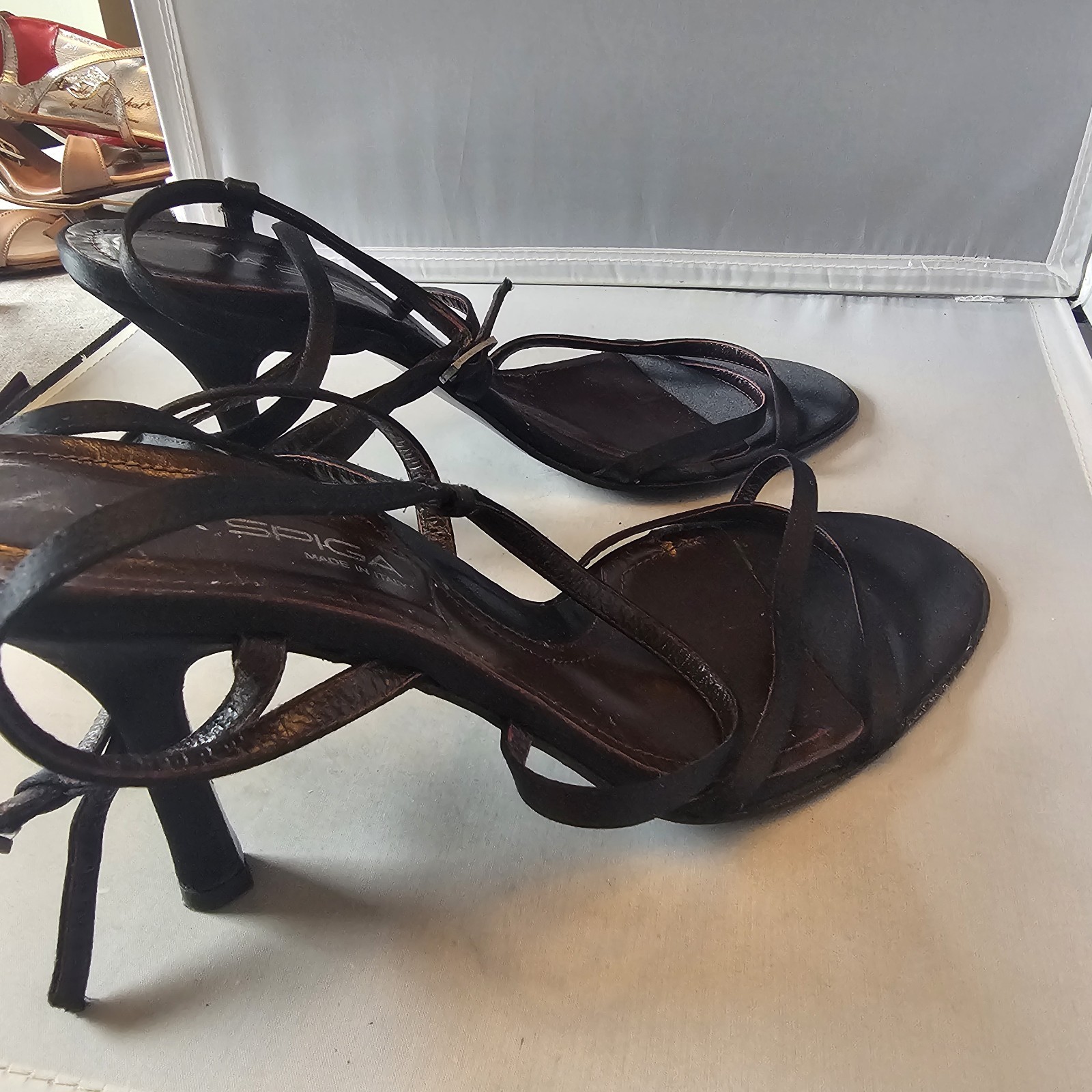 Via Spiga Womens Suede 3.75″ High Heels Black Size 11 M Open Toe with Straps